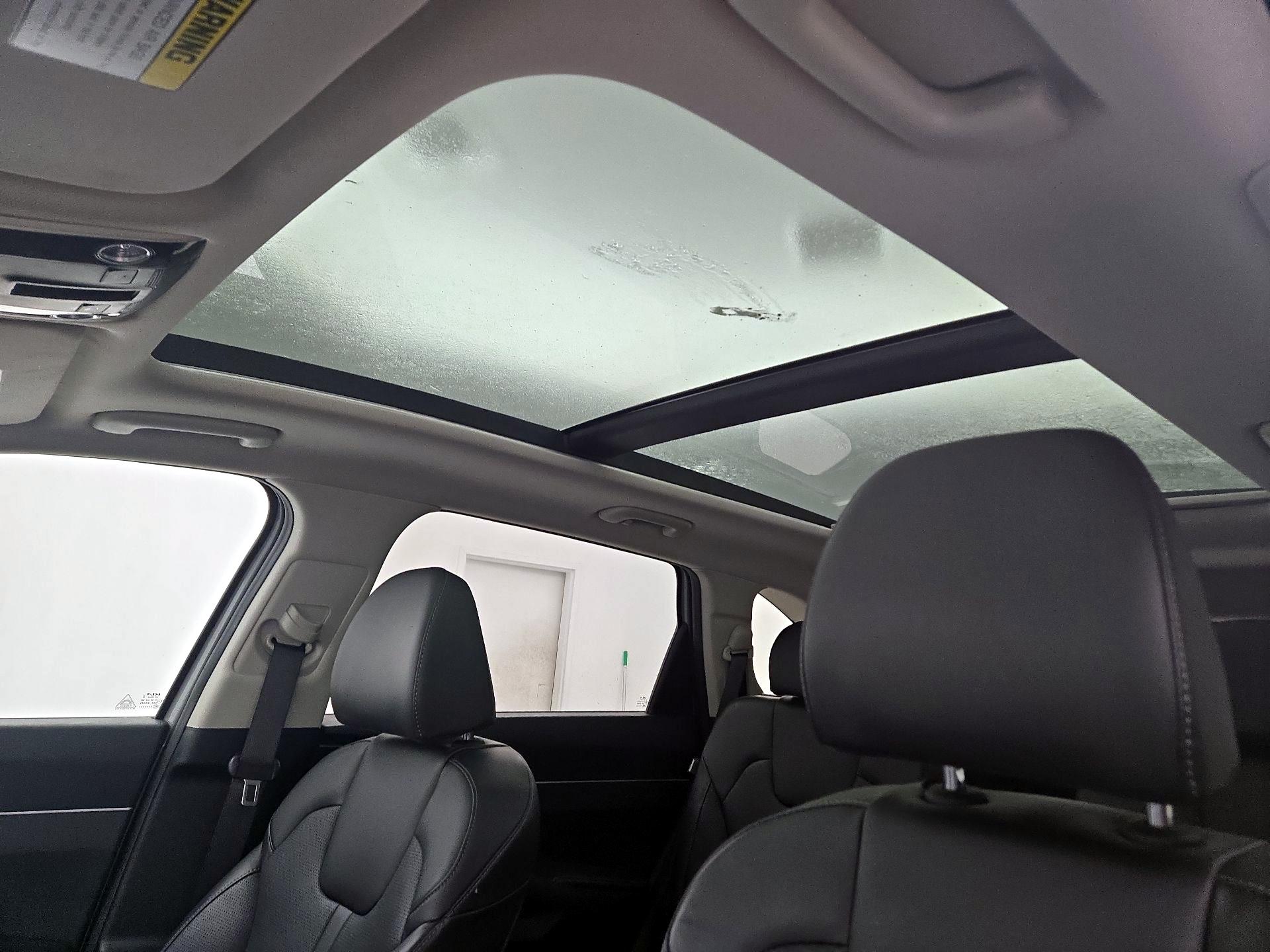 Thumbnail: 2025 Kia Sorento - 20