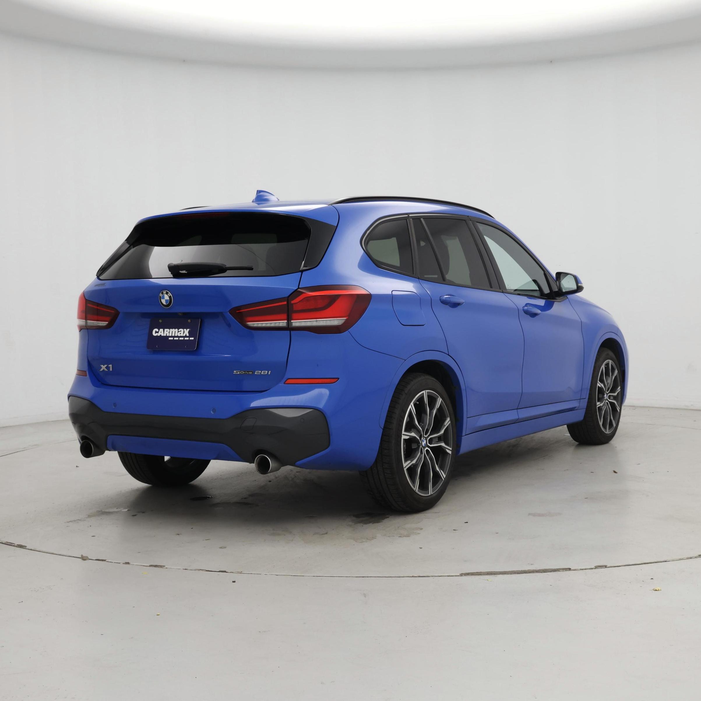 Thumbnail: 2021 BMW X1 - 8