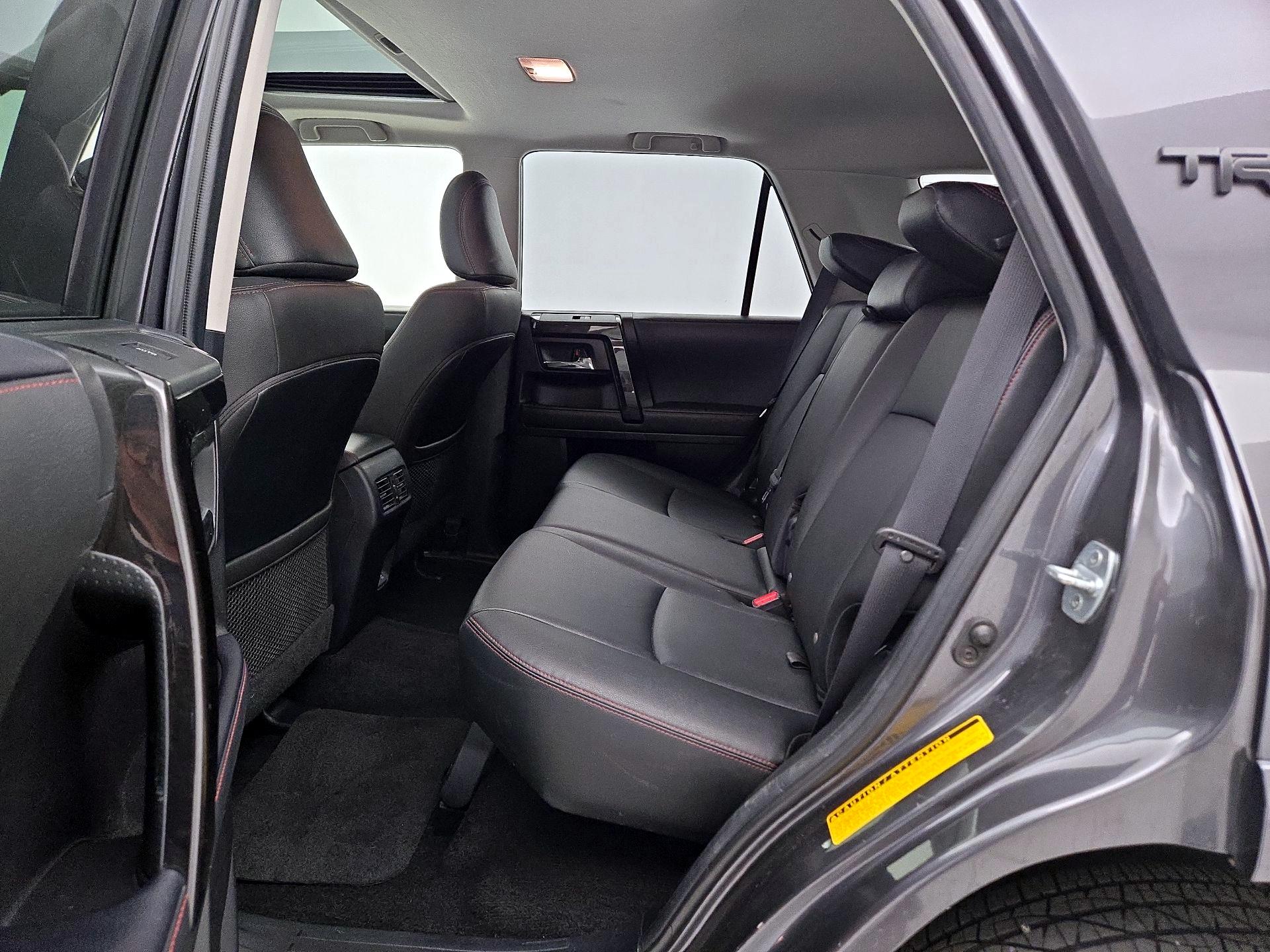 Thumbnail: 2021 Toyota 4Runner - 20