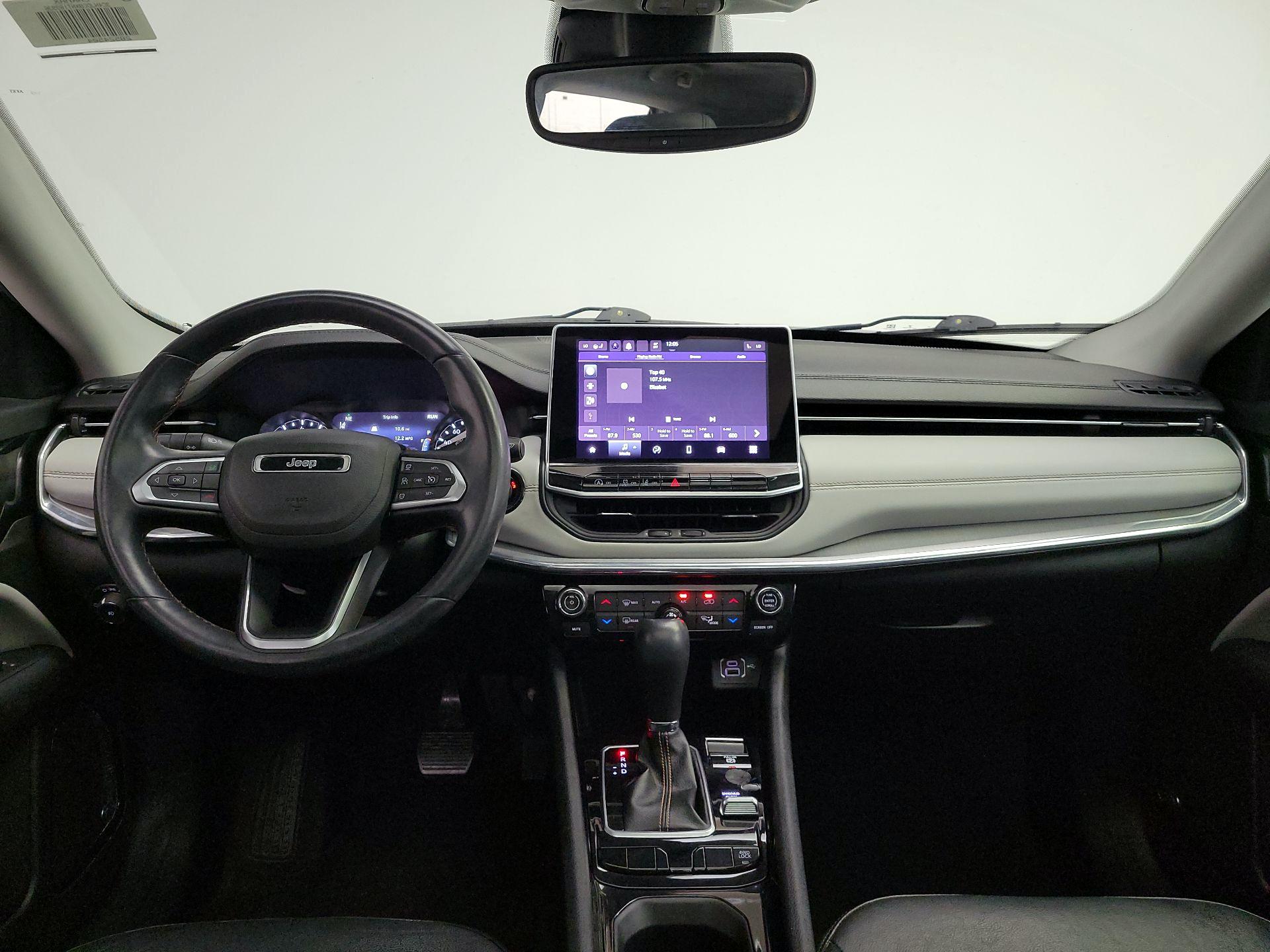 Thumbnail: 2022 Jeep Compass - 9