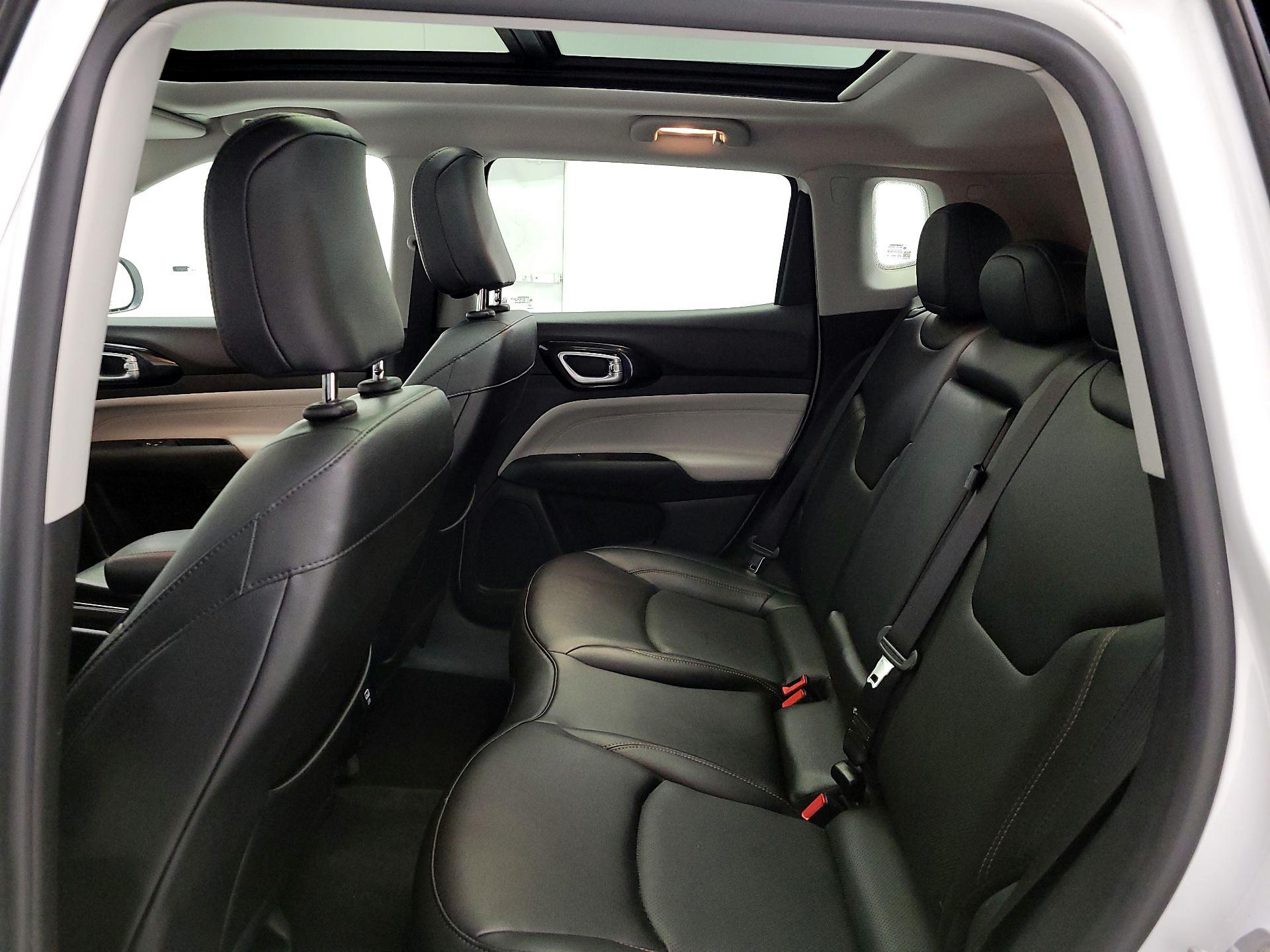 Thumbnail: 2022 Jeep Compass - 20