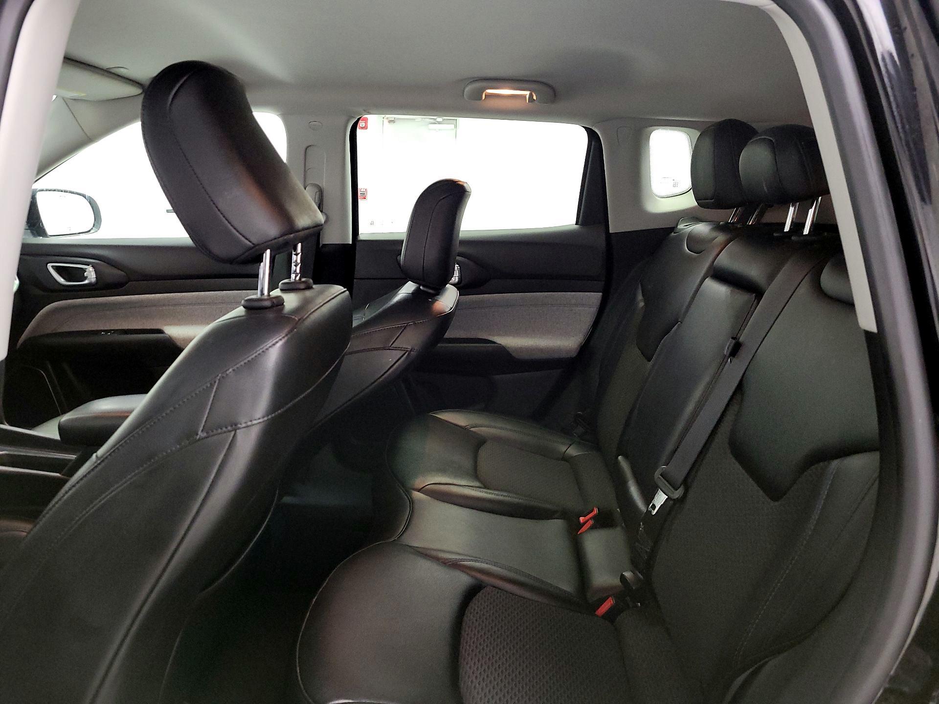 Thumbnail: 2022 Jeep Compass - 19