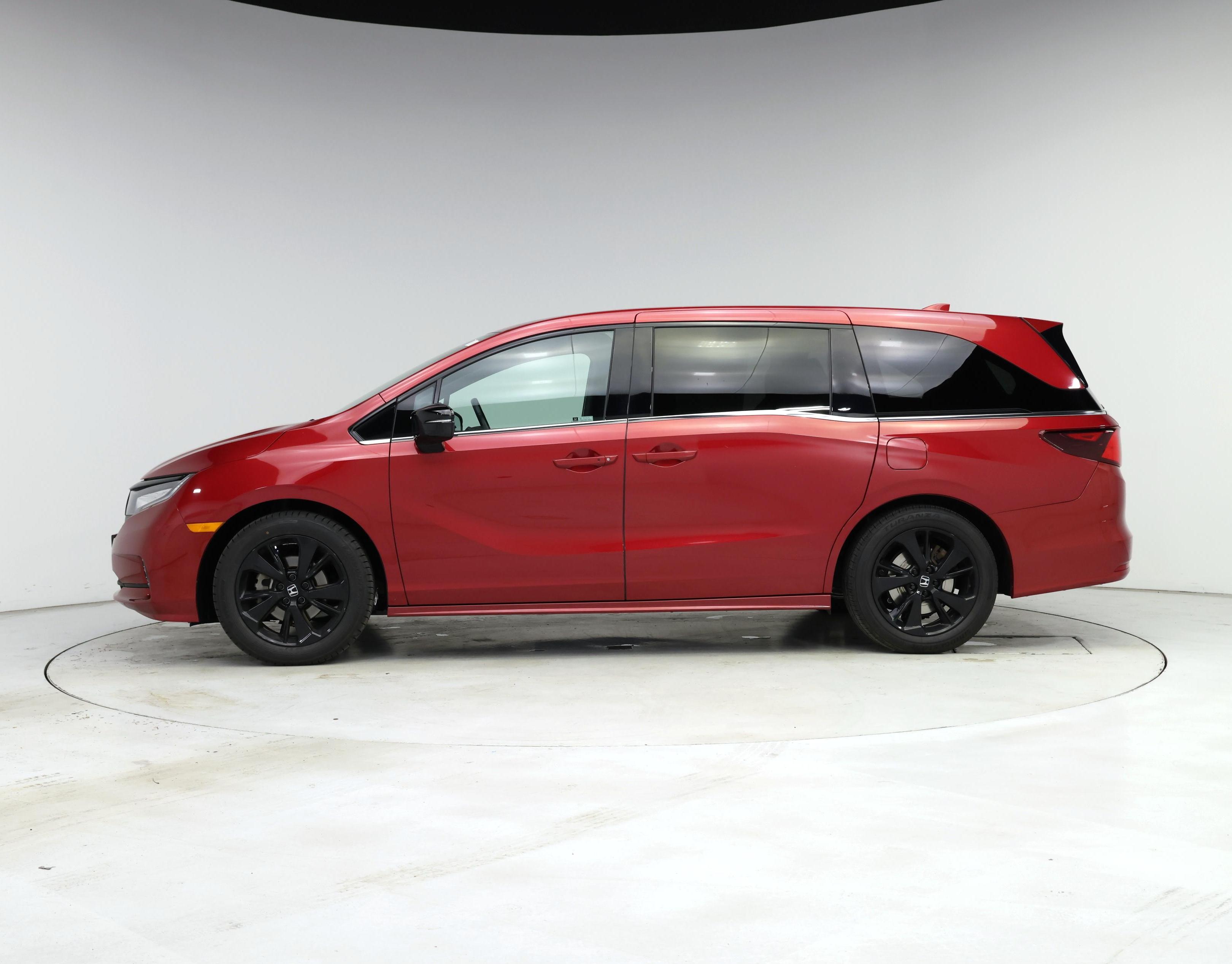 Thumbnail: 2023 Honda Odyssey - 3