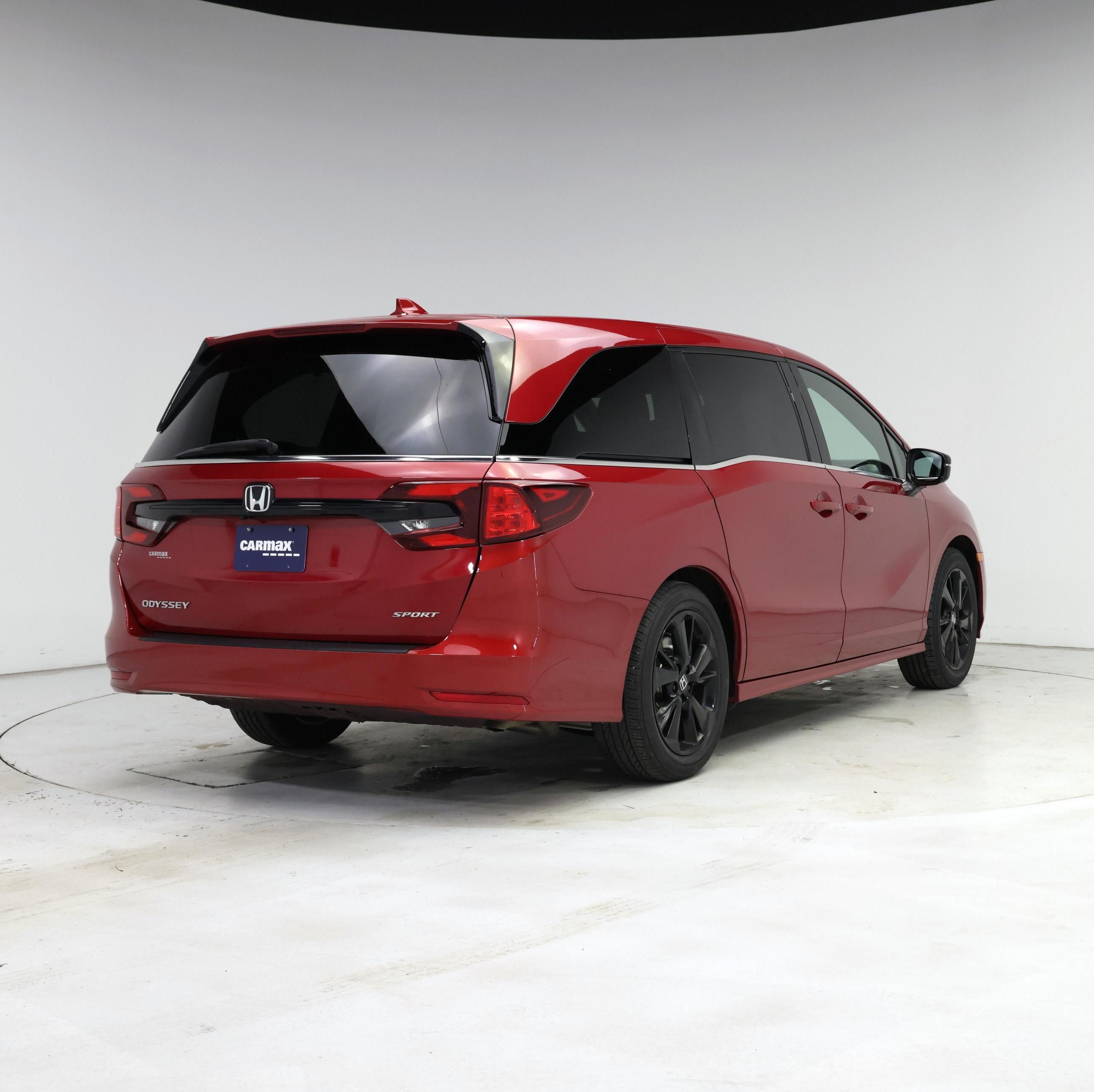 Thumbnail: 2023 Honda Odyssey - 8