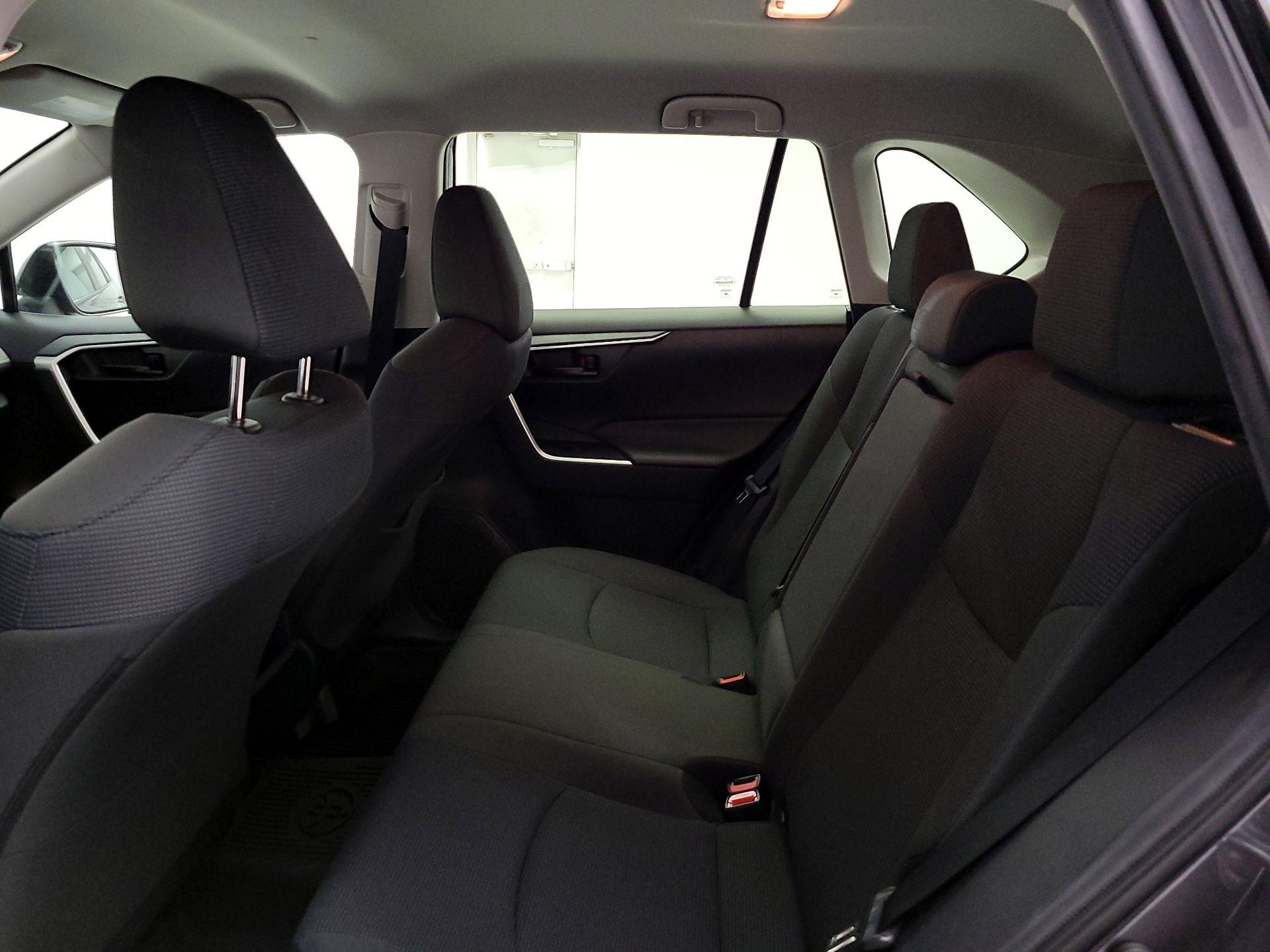 Thumbnail: 2021 Toyota RAV4 - 19