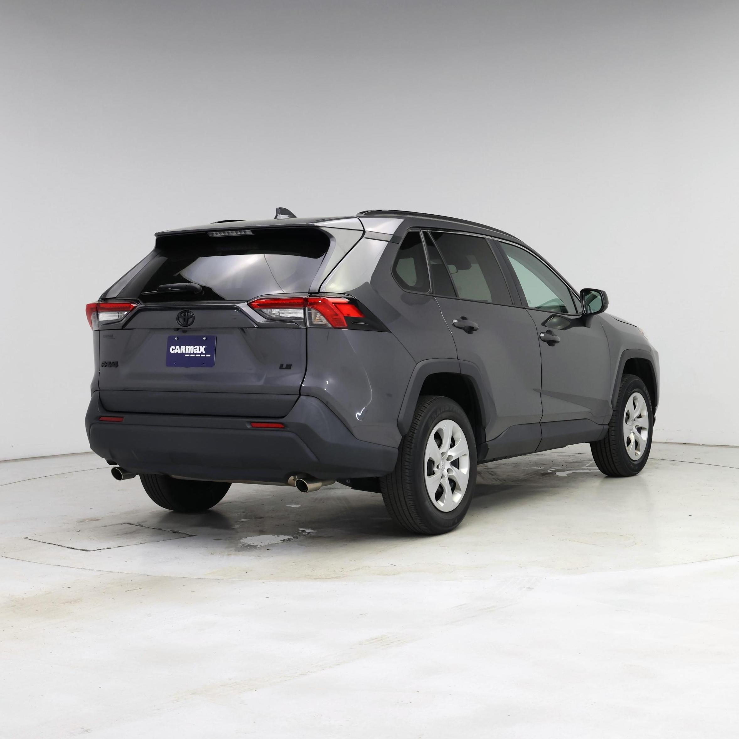 Thumbnail: 2021 Toyota RAV4 - 8