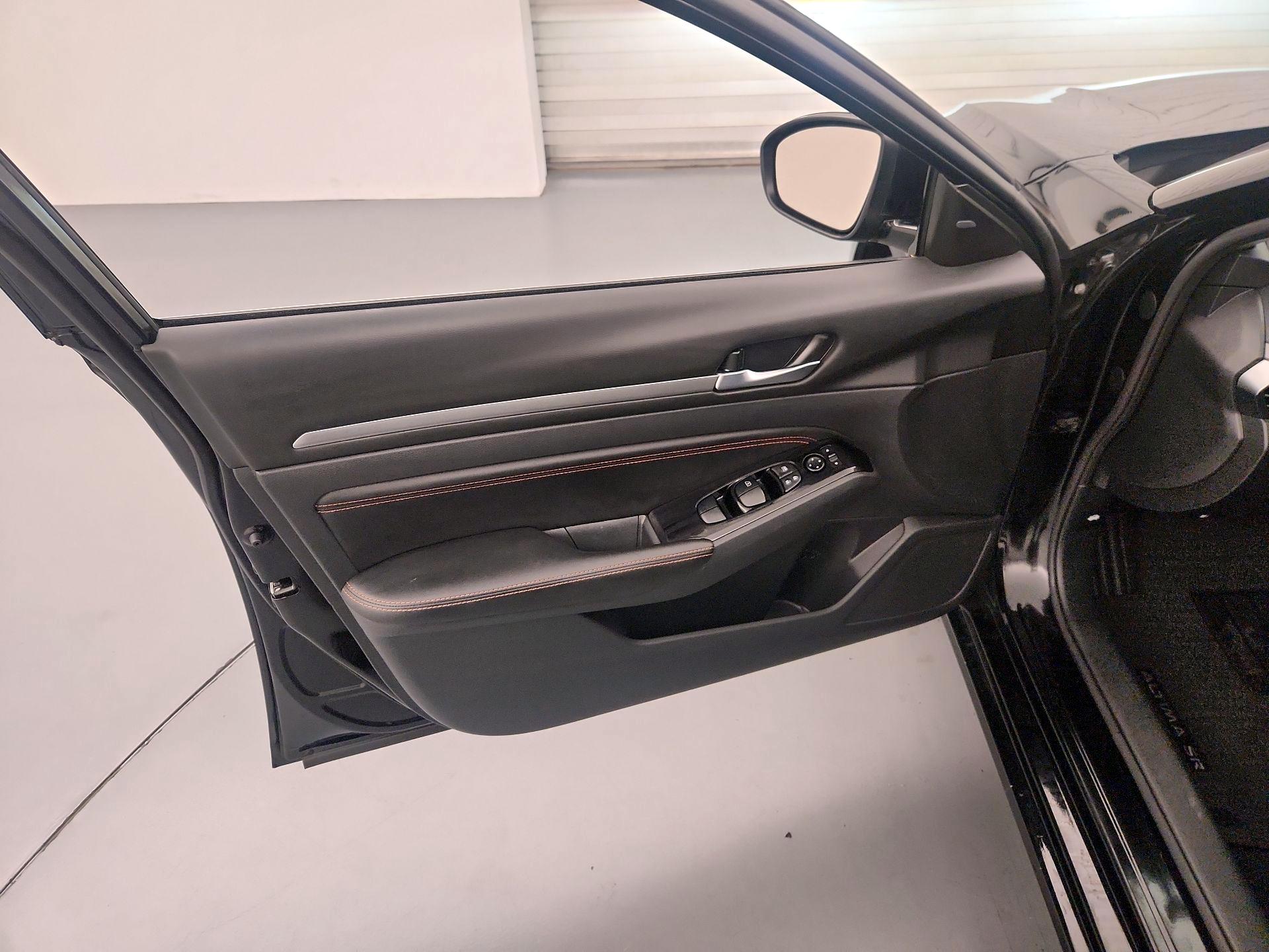 Thumbnail: 2023 Nissan Altima - 12