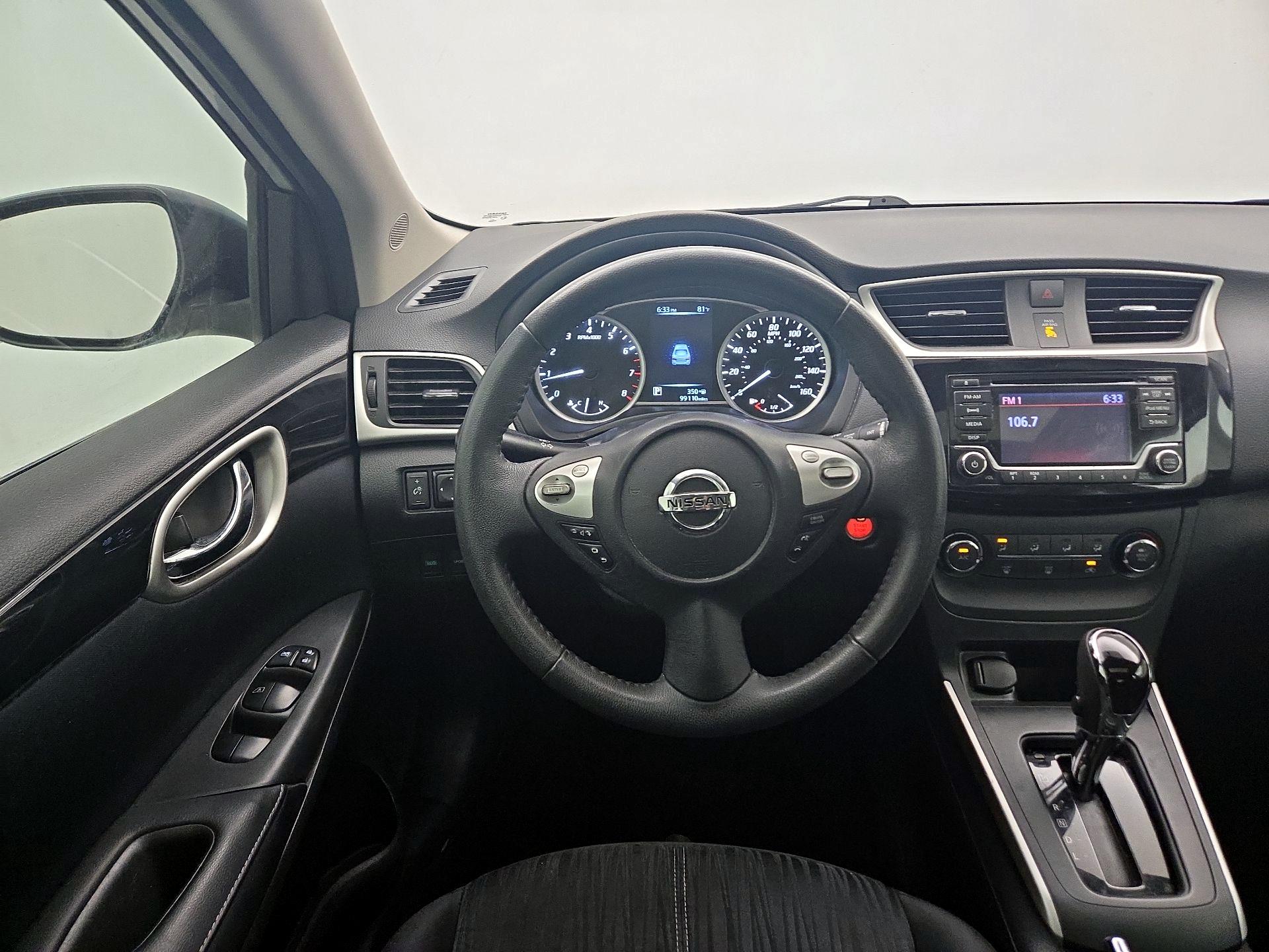 Thumbnail: 2017 Nissan Sentra - 10