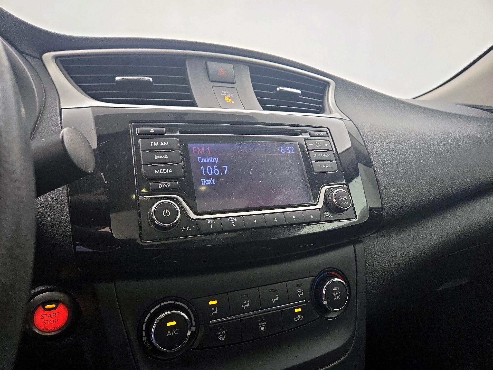 Thumbnail: 2017 Nissan Sentra - 15