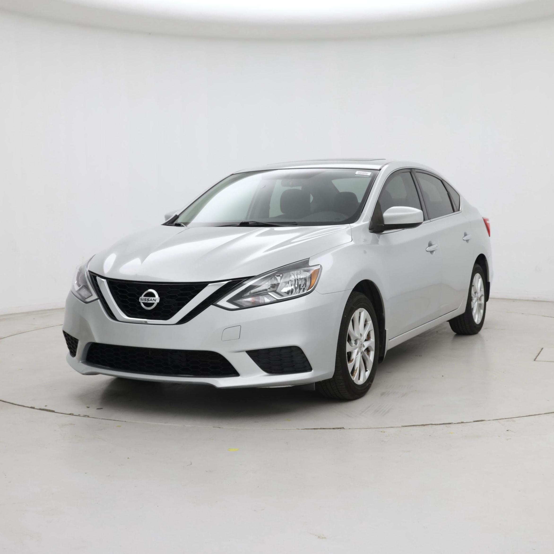 Thumbnail: 2017 Nissan Sentra - 4