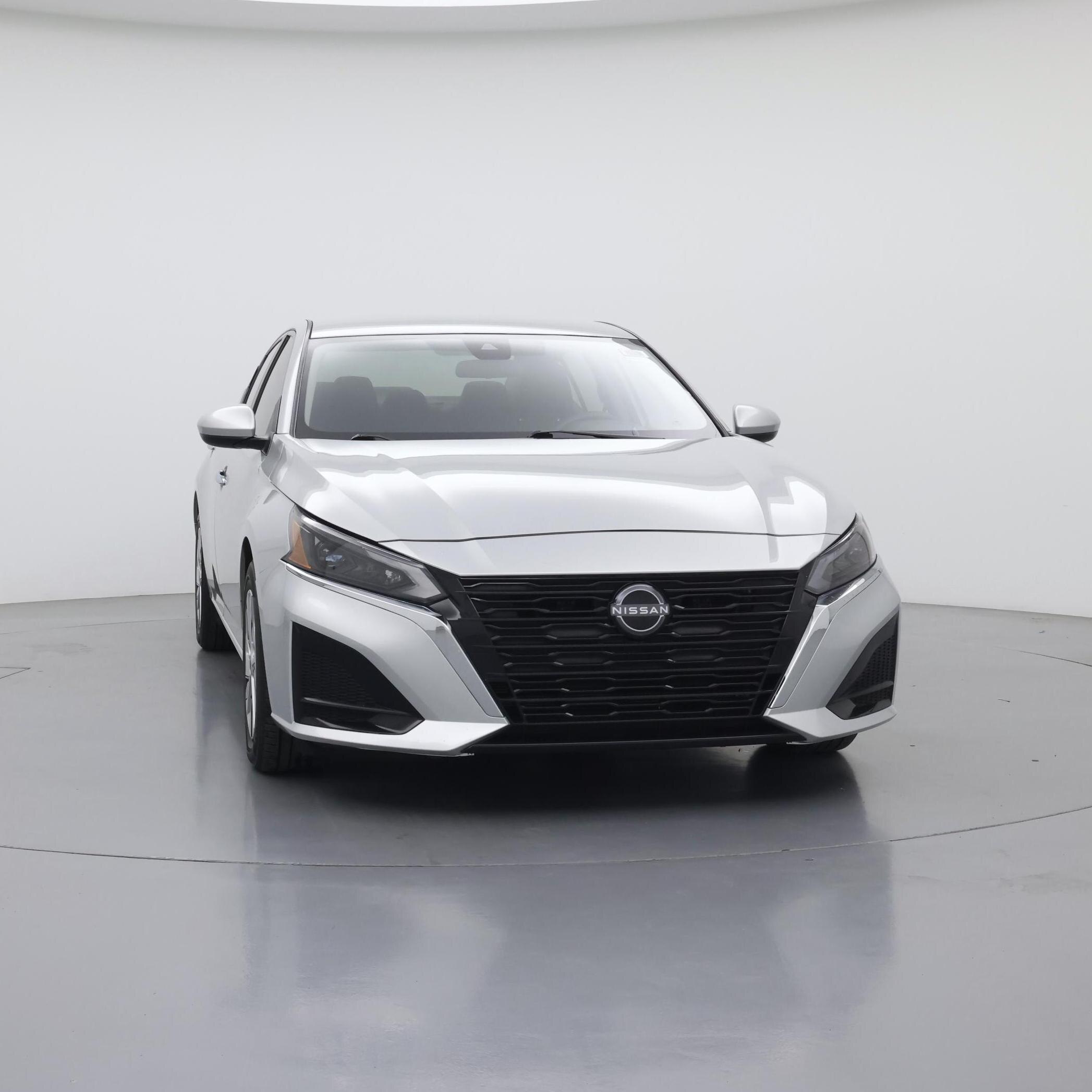 Thumbnail: 2023 Nissan Altima - 5