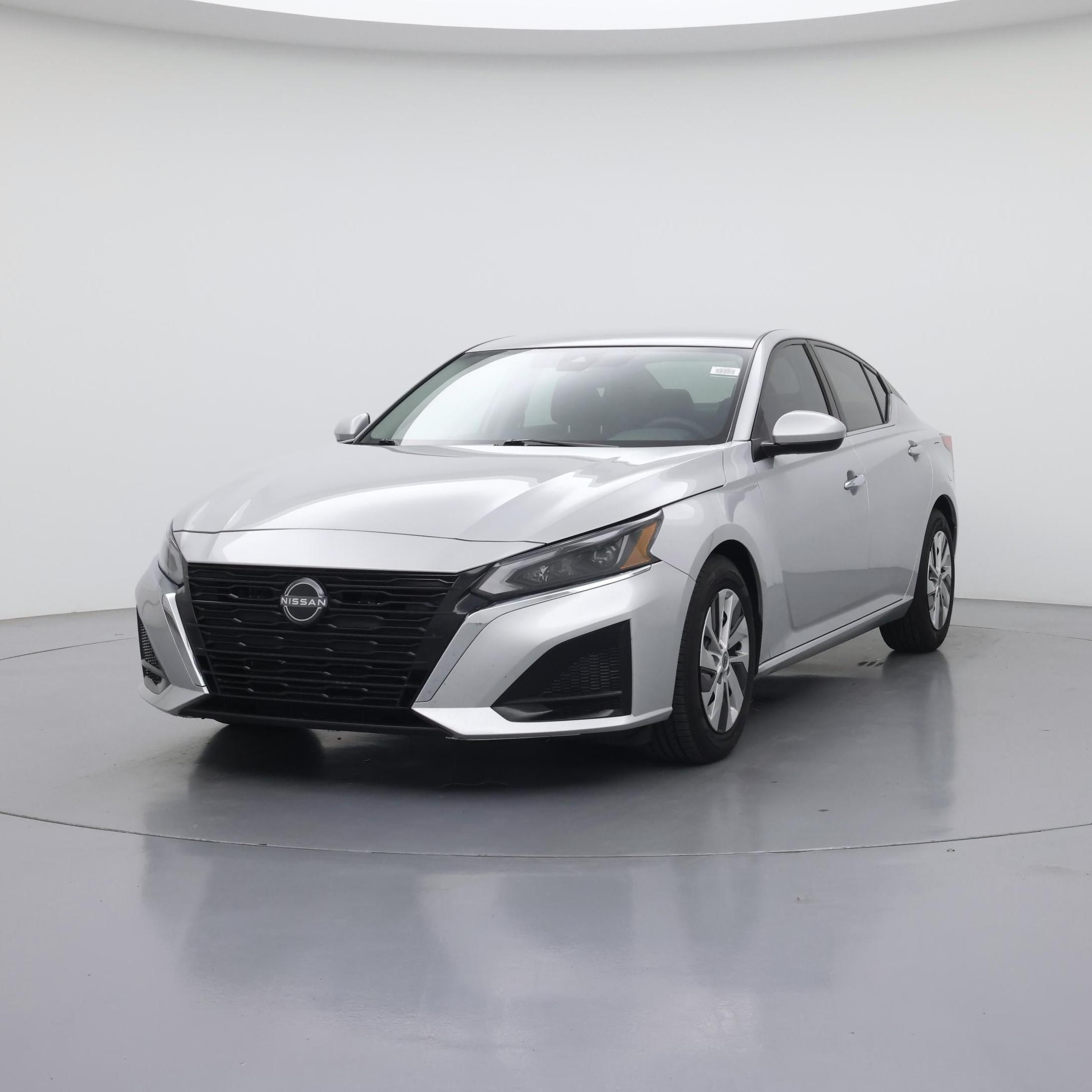 Thumbnail: 2023 Nissan Altima - 4