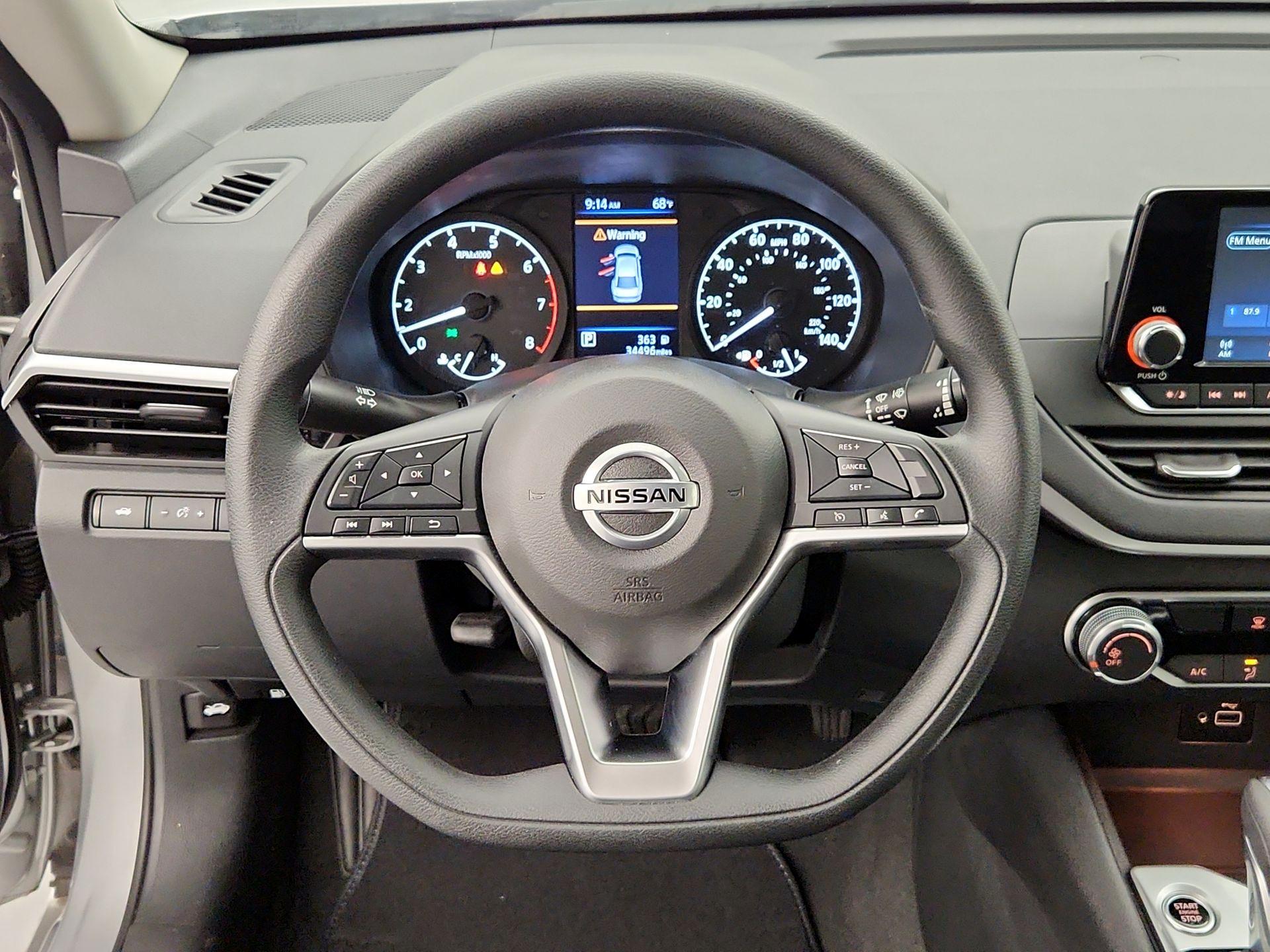 Thumbnail: 2022 Nissan Altima - 10