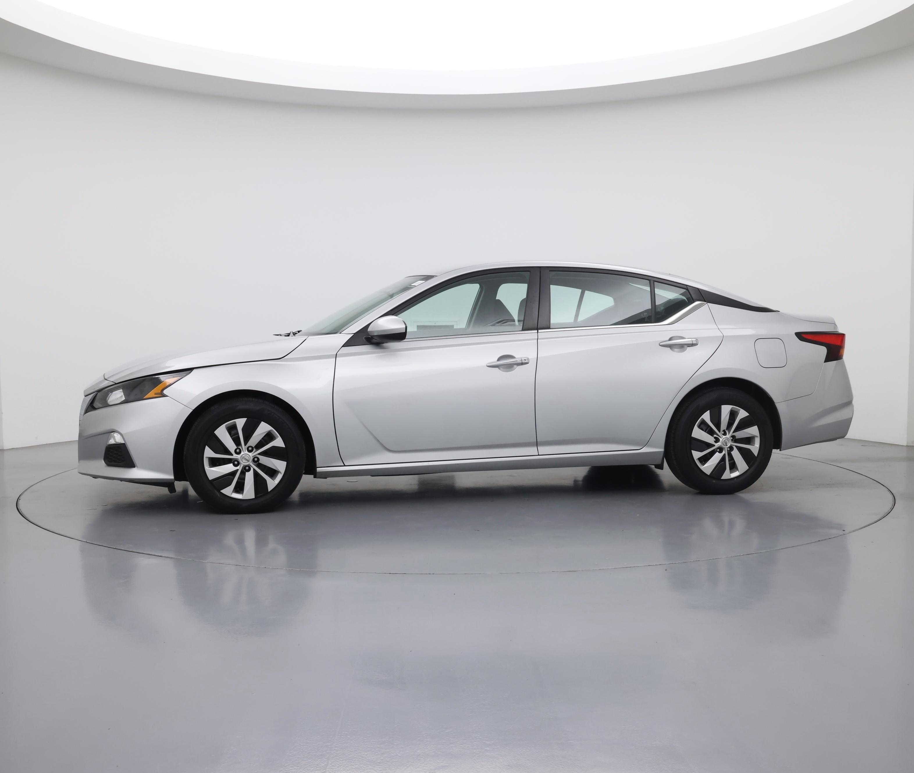 Thumbnail: 2022 Nissan Altima - 3
