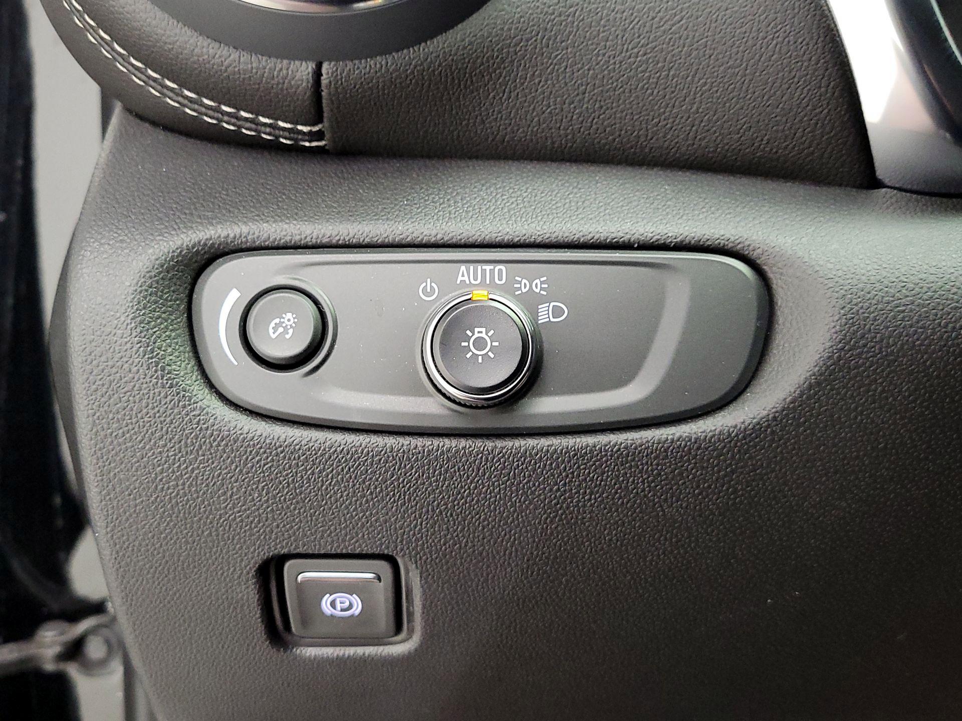 Thumbnail: 2023 Chevrolet Blazer - 13