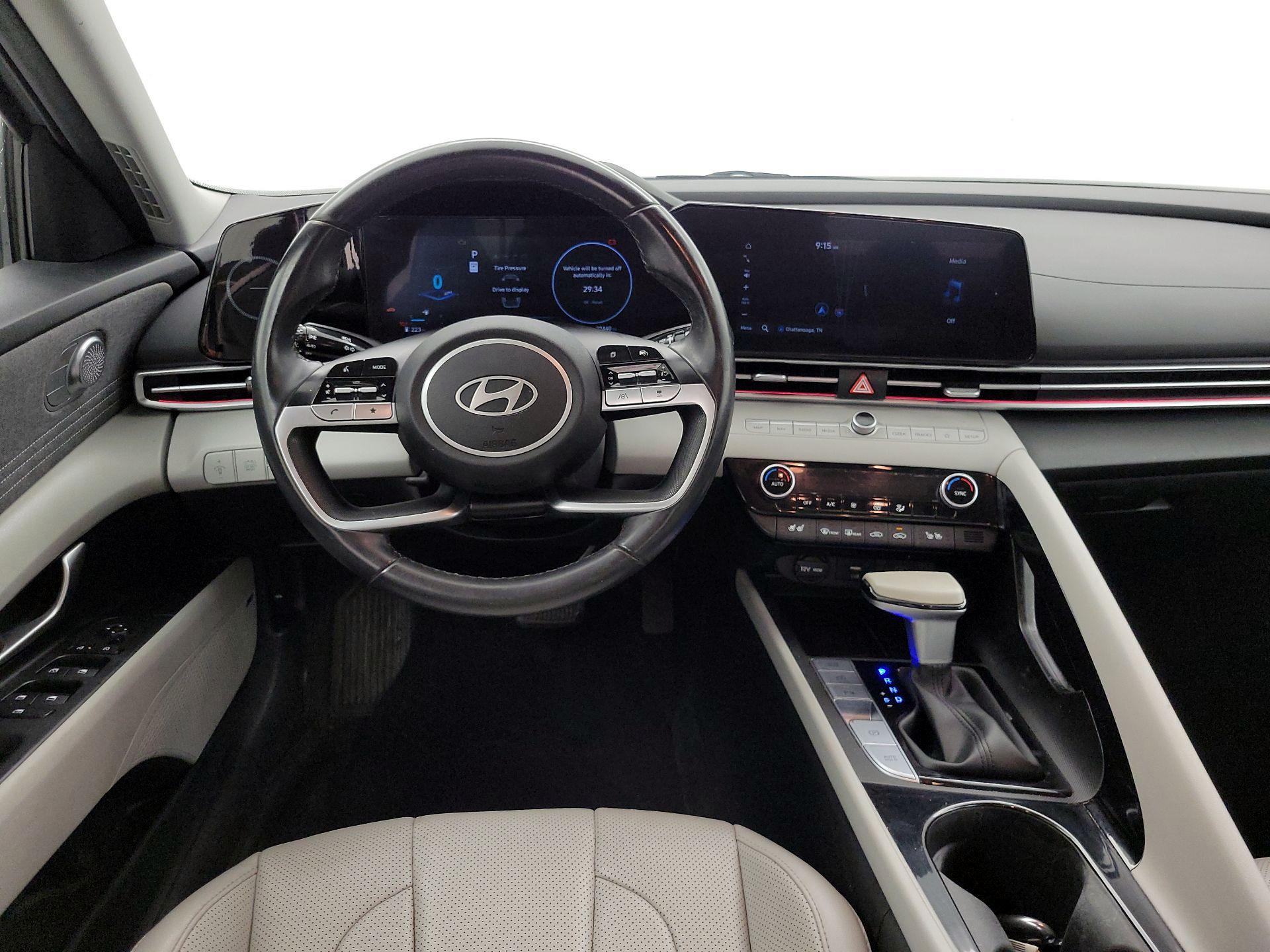 Thumbnail: 2024 Hyundai Elantra - 10