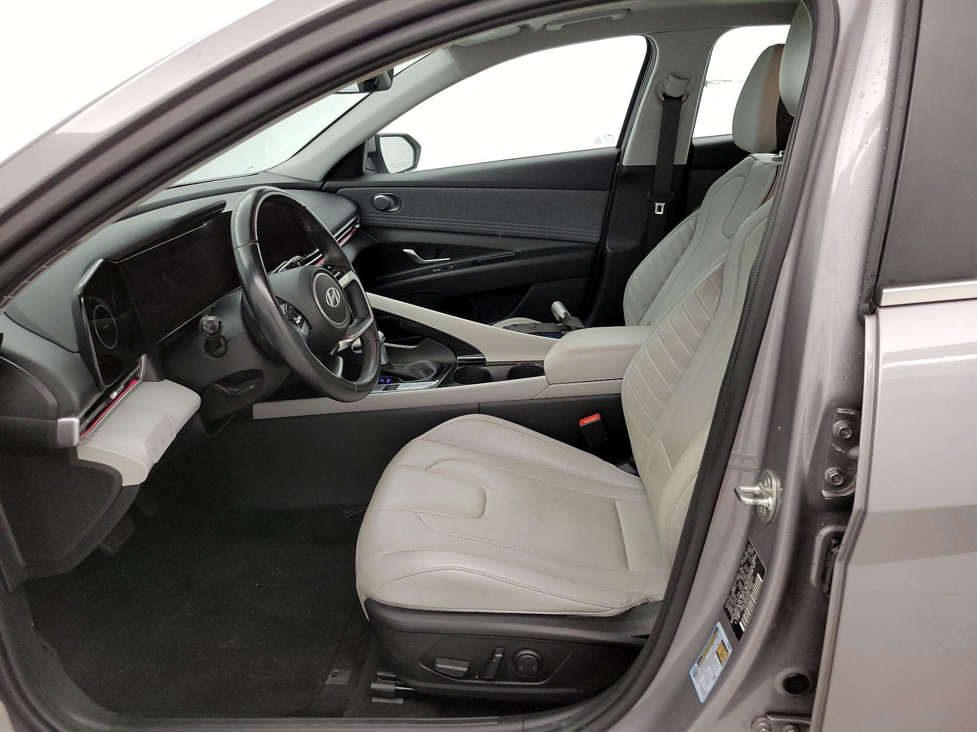 Thumbnail: 2024 Hyundai Elantra - 11