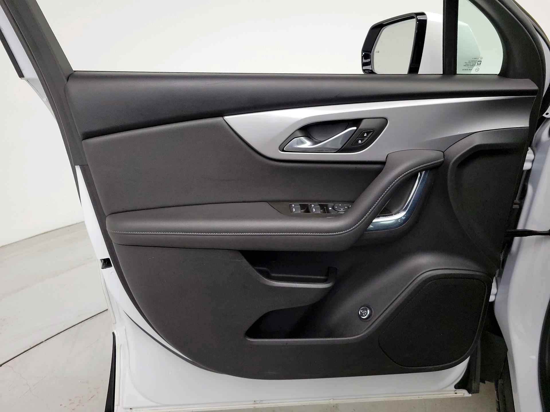 Thumbnail: 2022 Chevrolet Blazer - 12