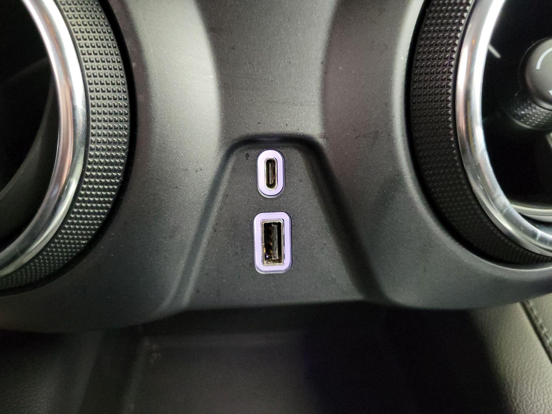 Thumbnail: 2022 Chevrolet Blazer - 19