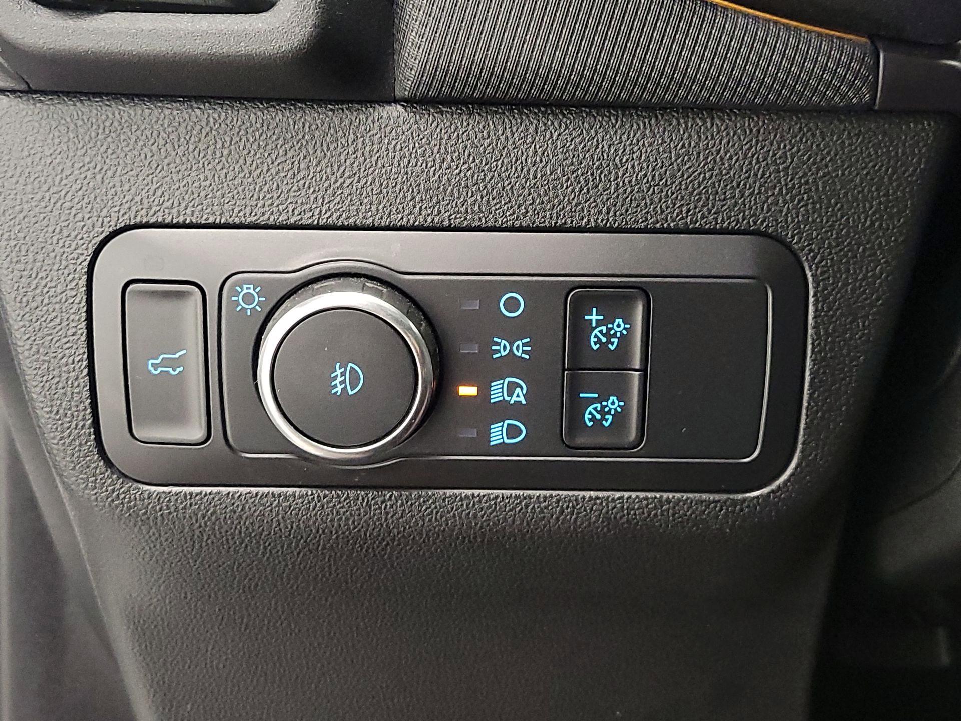 Thumbnail: 2022 Ford Bronco Sport - 13