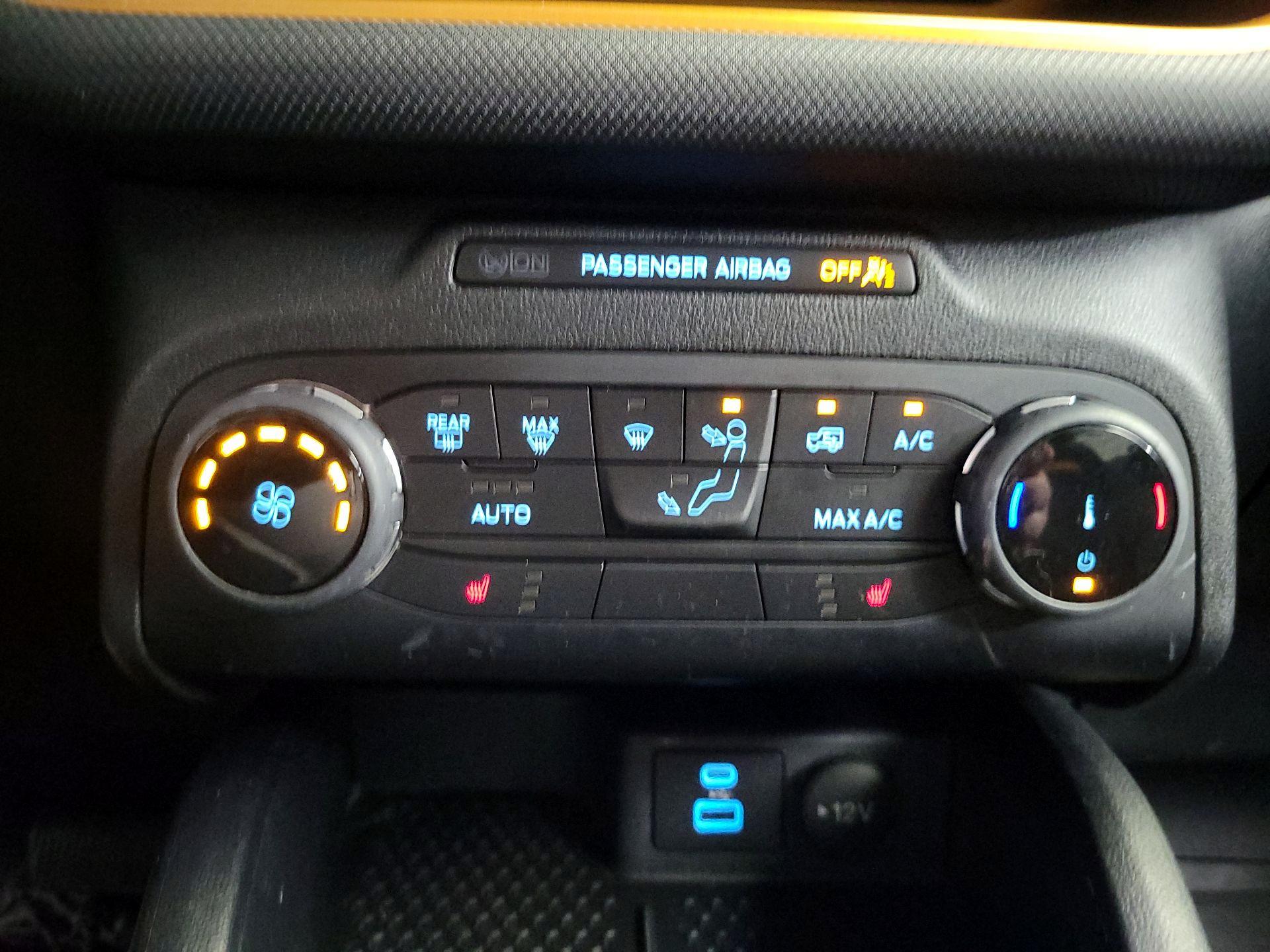 Thumbnail: 2022 Ford Bronco Sport - 16