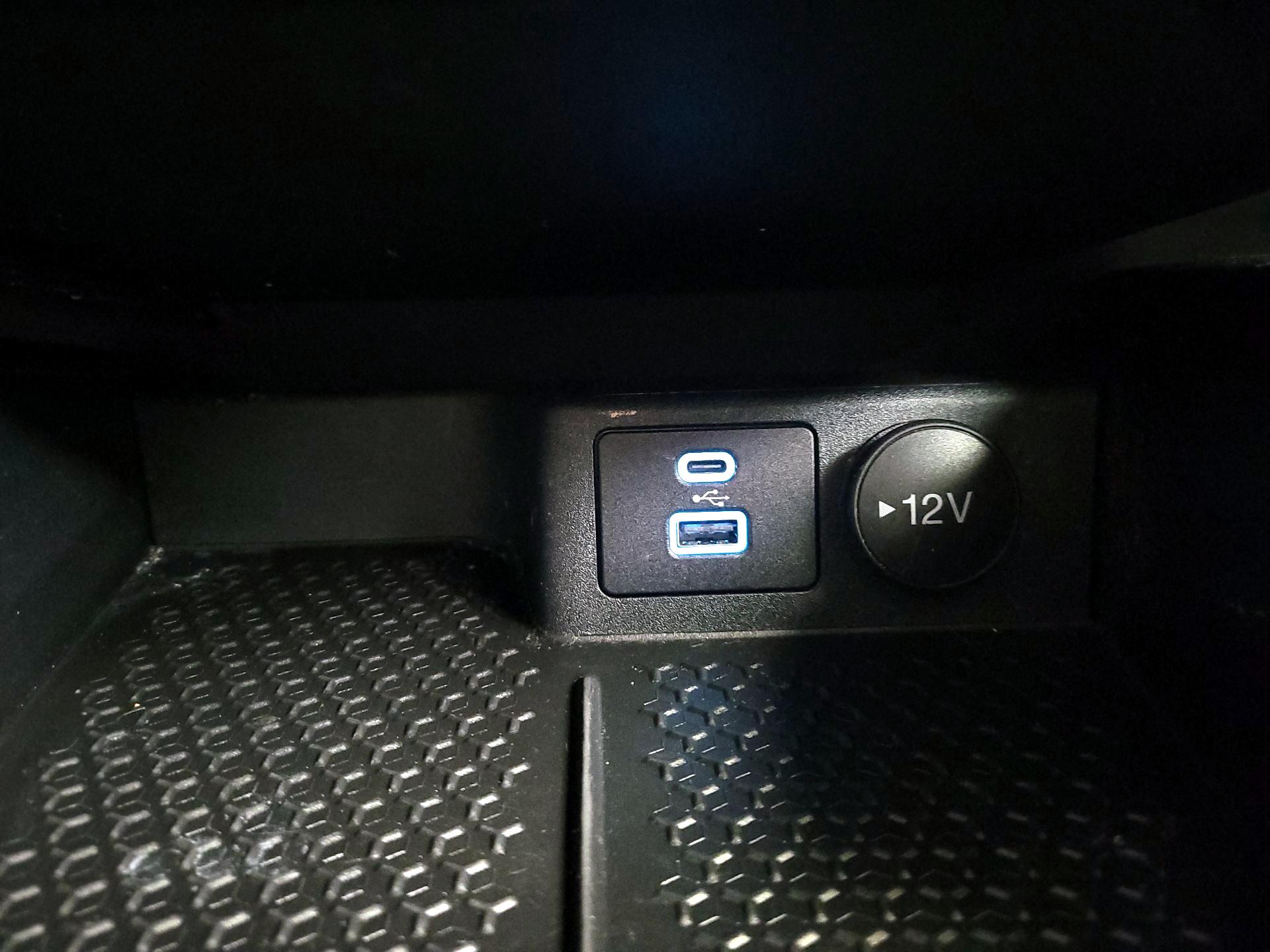 Thumbnail: 2022 Ford Bronco Sport - 18