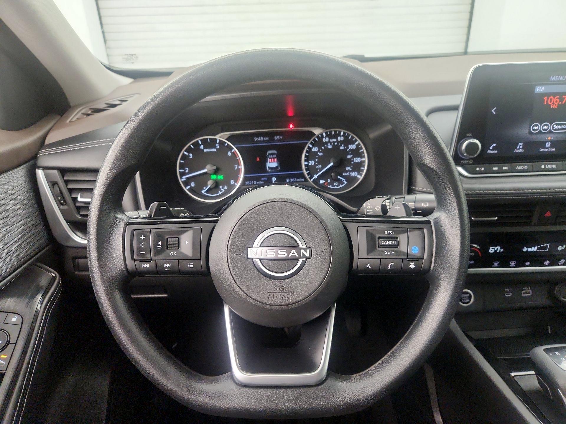 Thumbnail: 2023 Nissan Rogue - 10