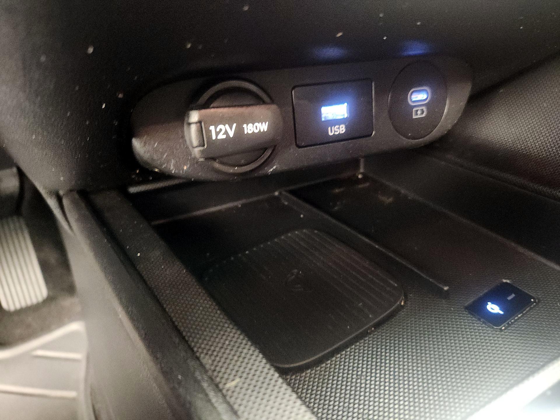 Thumbnail: 2024 Hyundai Elantra - 19