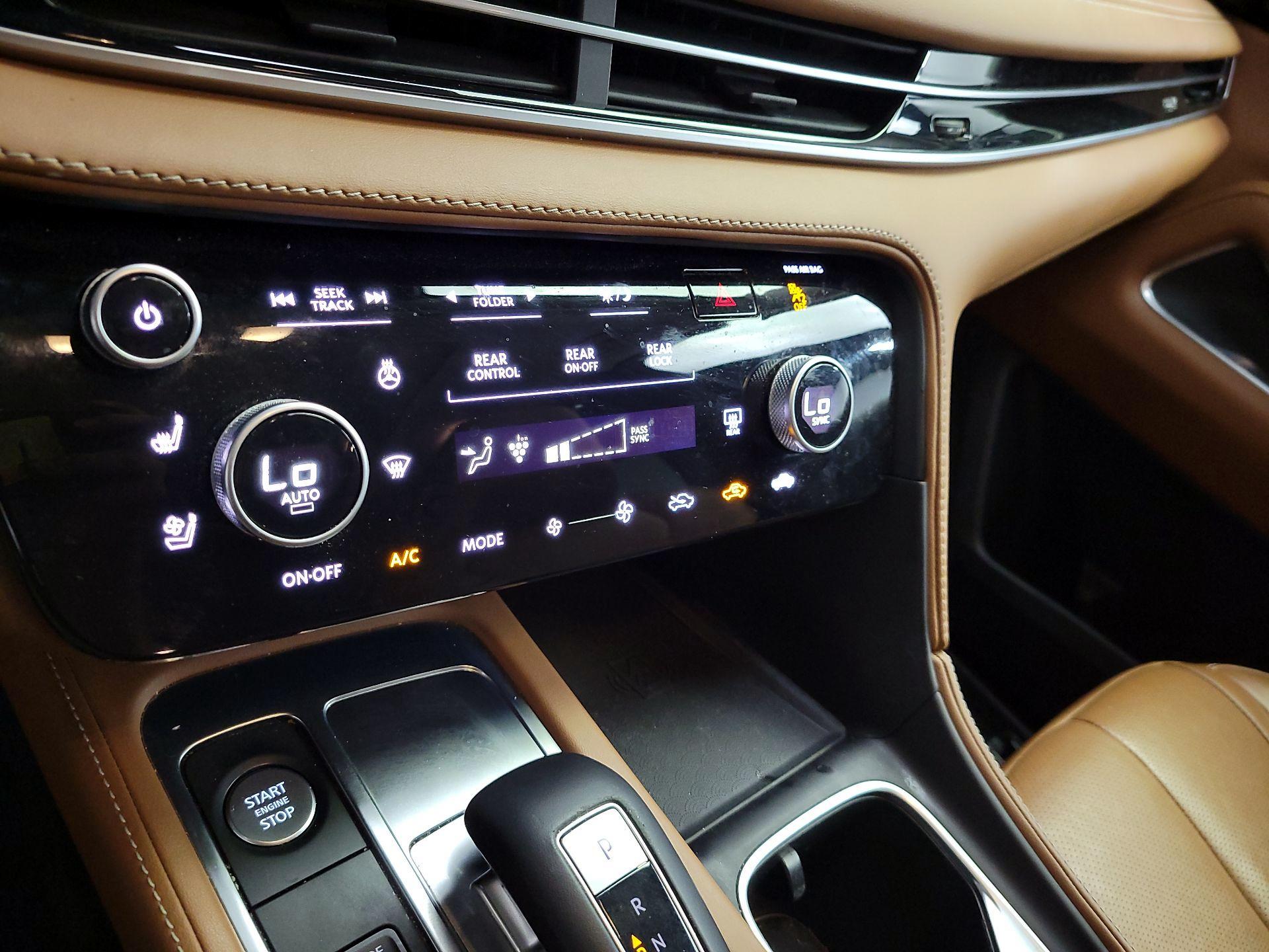 Thumbnail: 2023 INFINITI QX60 - 17