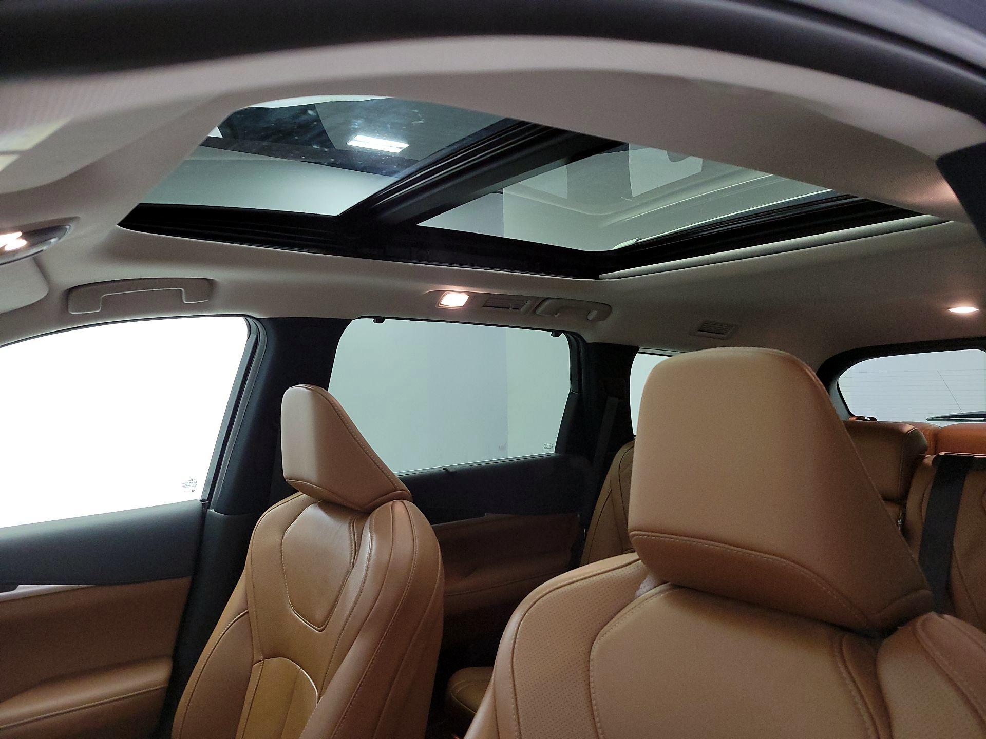 Thumbnail: 2023 INFINITI QX60 - 20