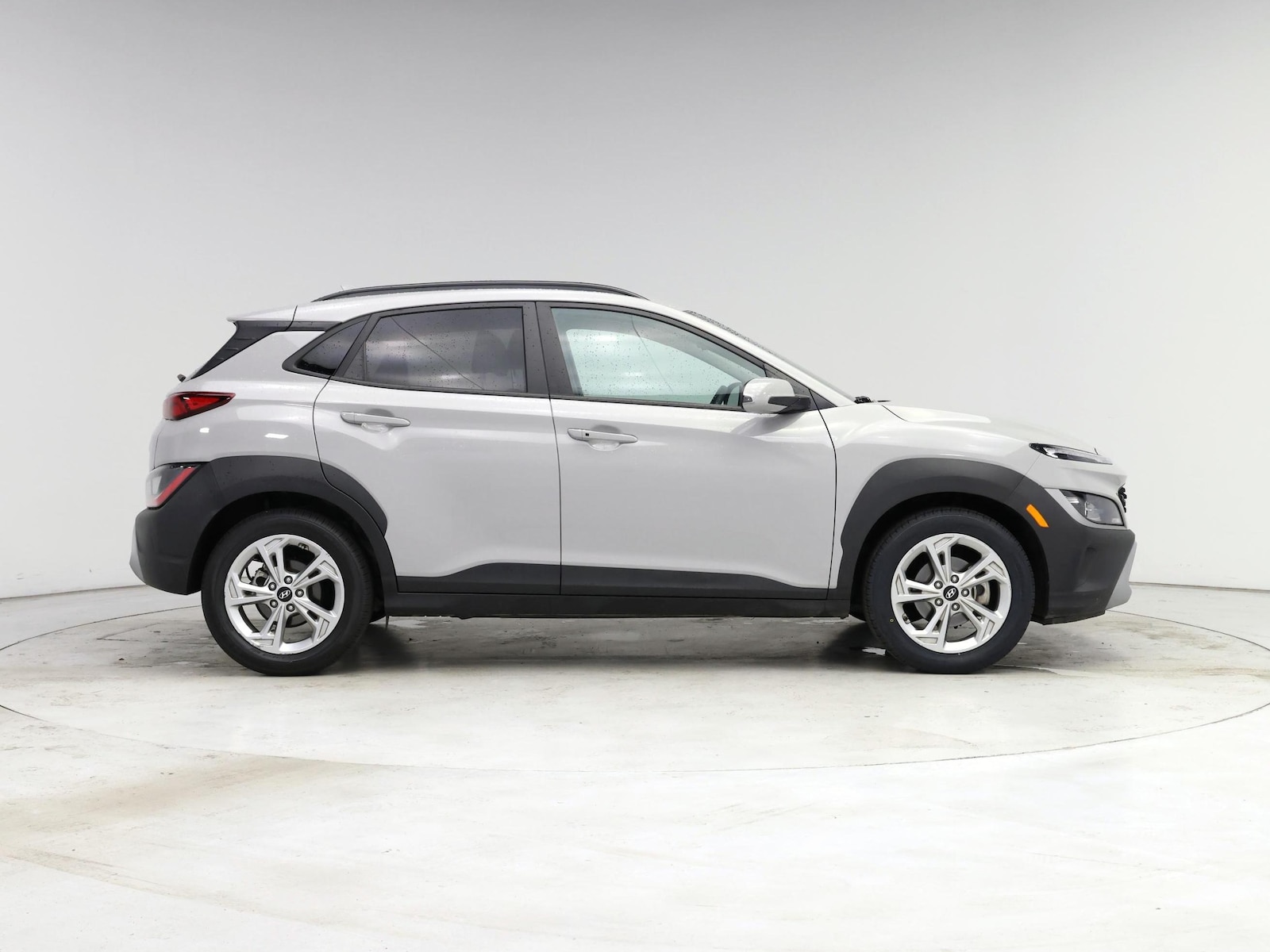 2023 Hyundai Kona SEL - Photo 8