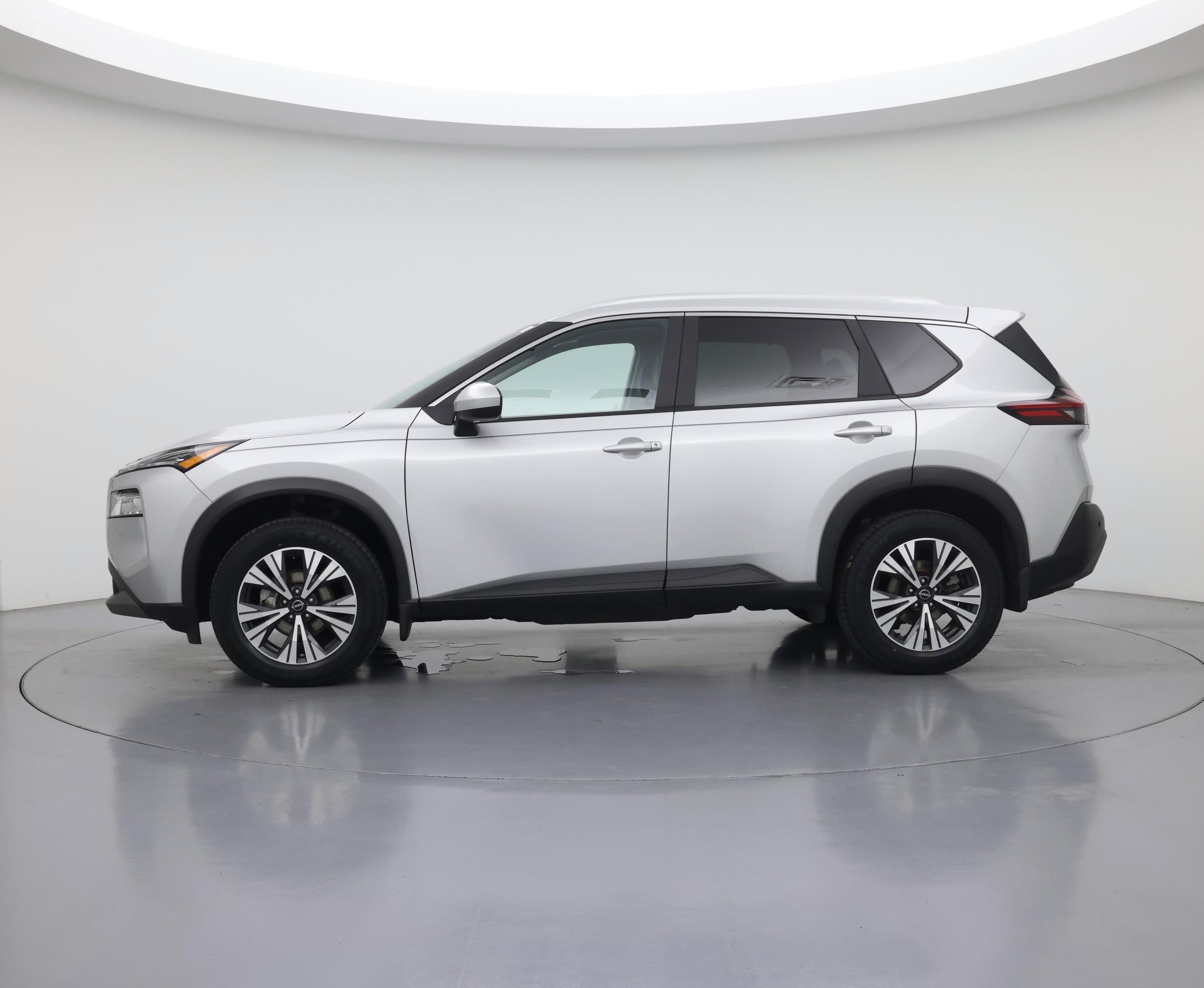 Thumbnail: 2023 Nissan Rogue - 3