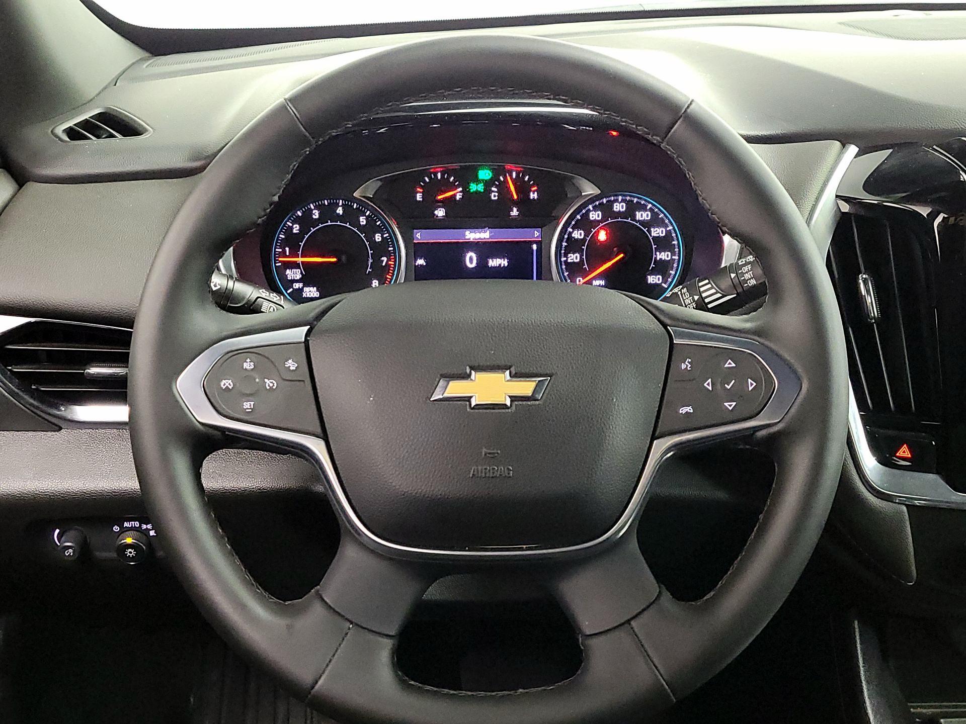 Thumbnail: 2023 Chevrolet Traverse - 10