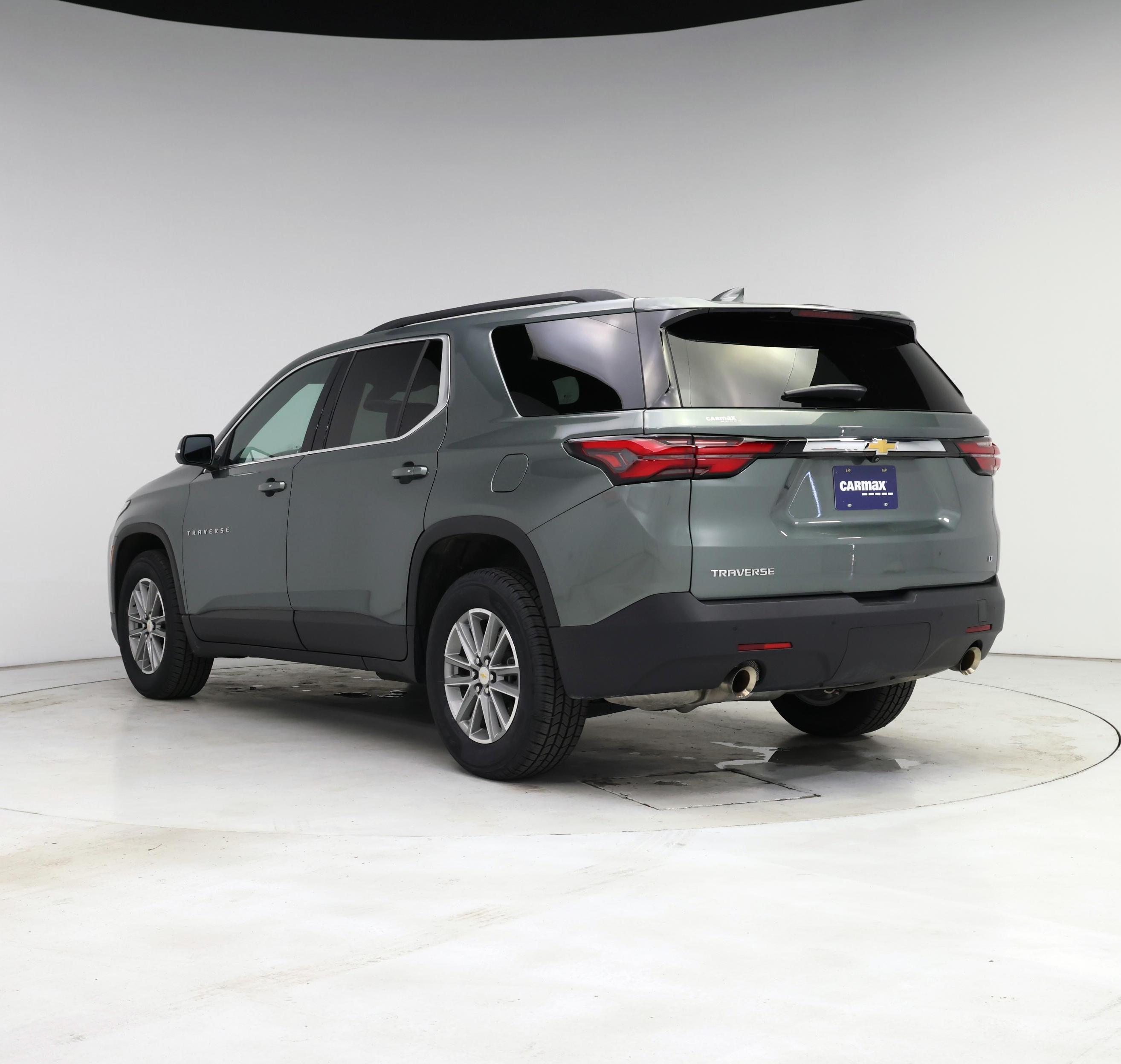 Thumbnail: 2023 Chevrolet Traverse - 2