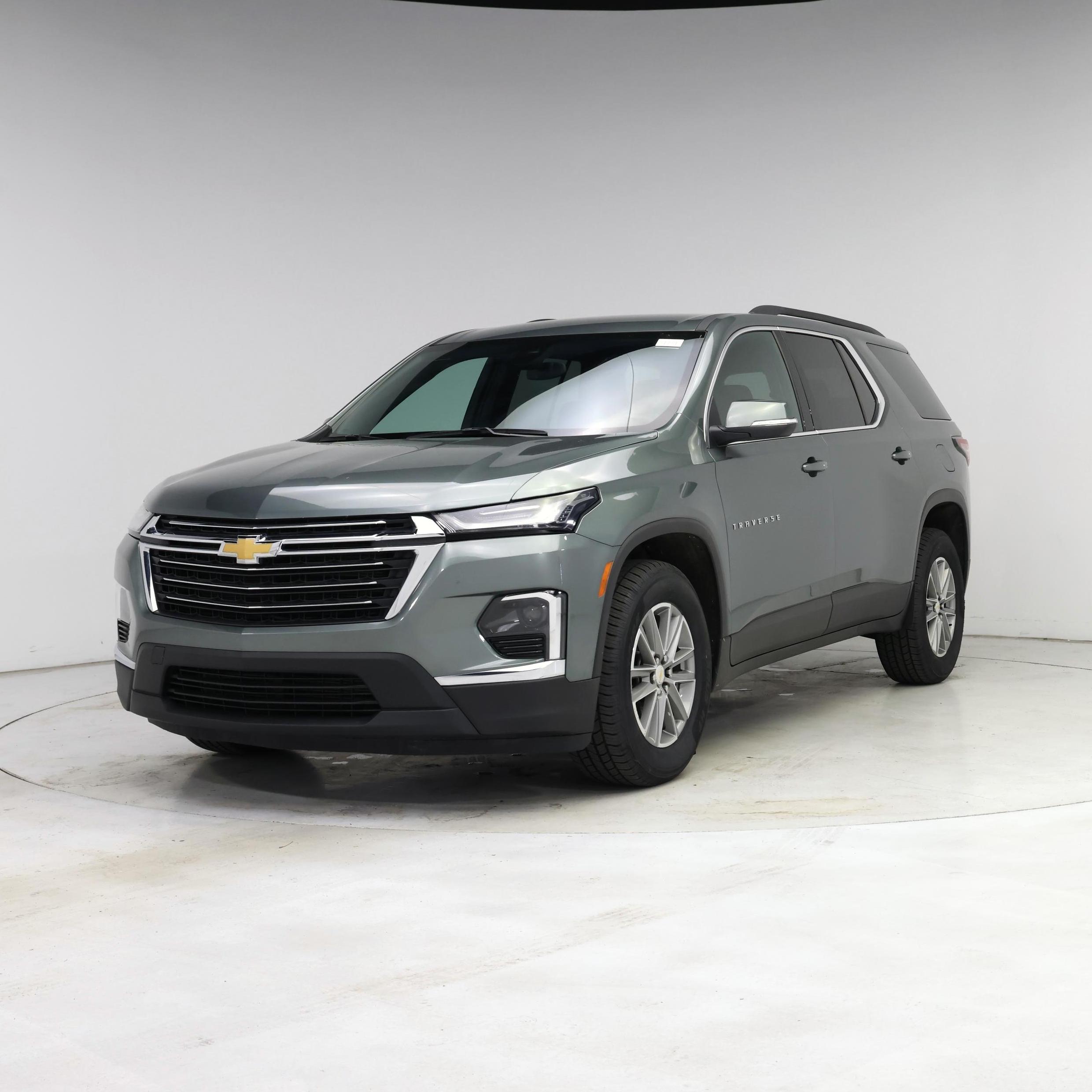 Thumbnail: 2023 Chevrolet Traverse - 4