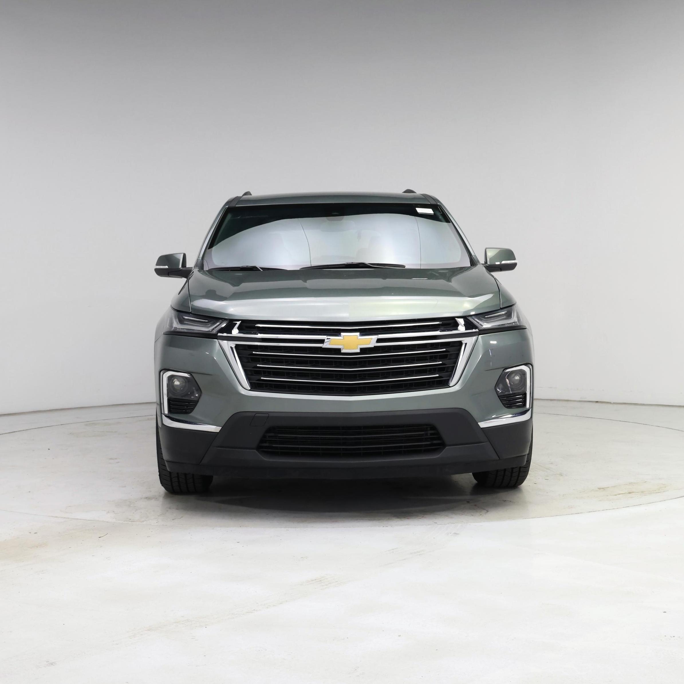 Thumbnail: 2023 Chevrolet Traverse - 5