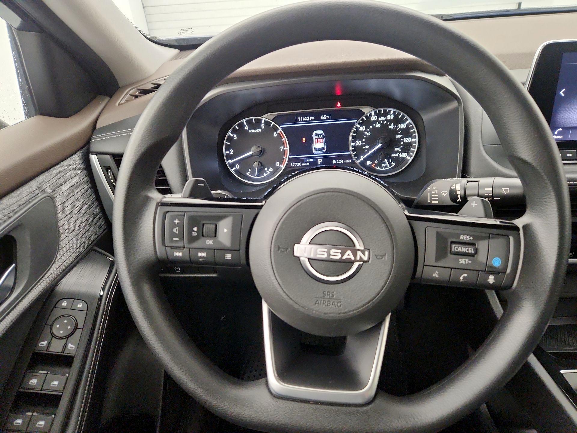 Thumbnail: 2023 Nissan Rogue - 10
