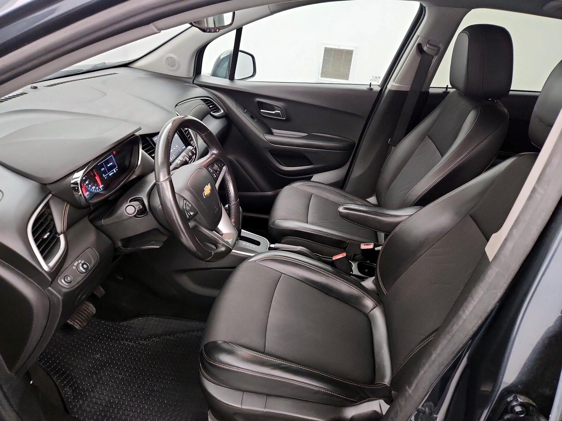 Thumbnail: 2022 Chevrolet Trax - 11