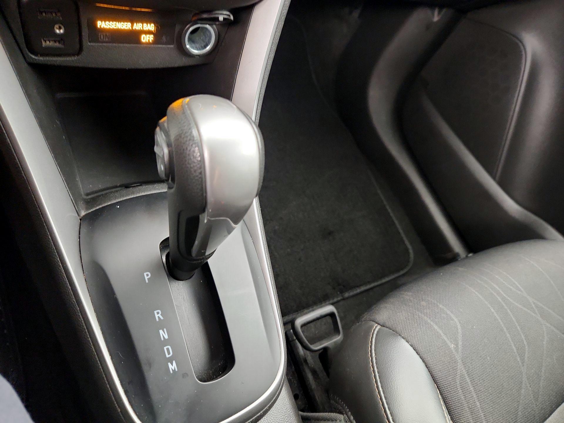 Thumbnail: 2022 Chevrolet Trax - 17