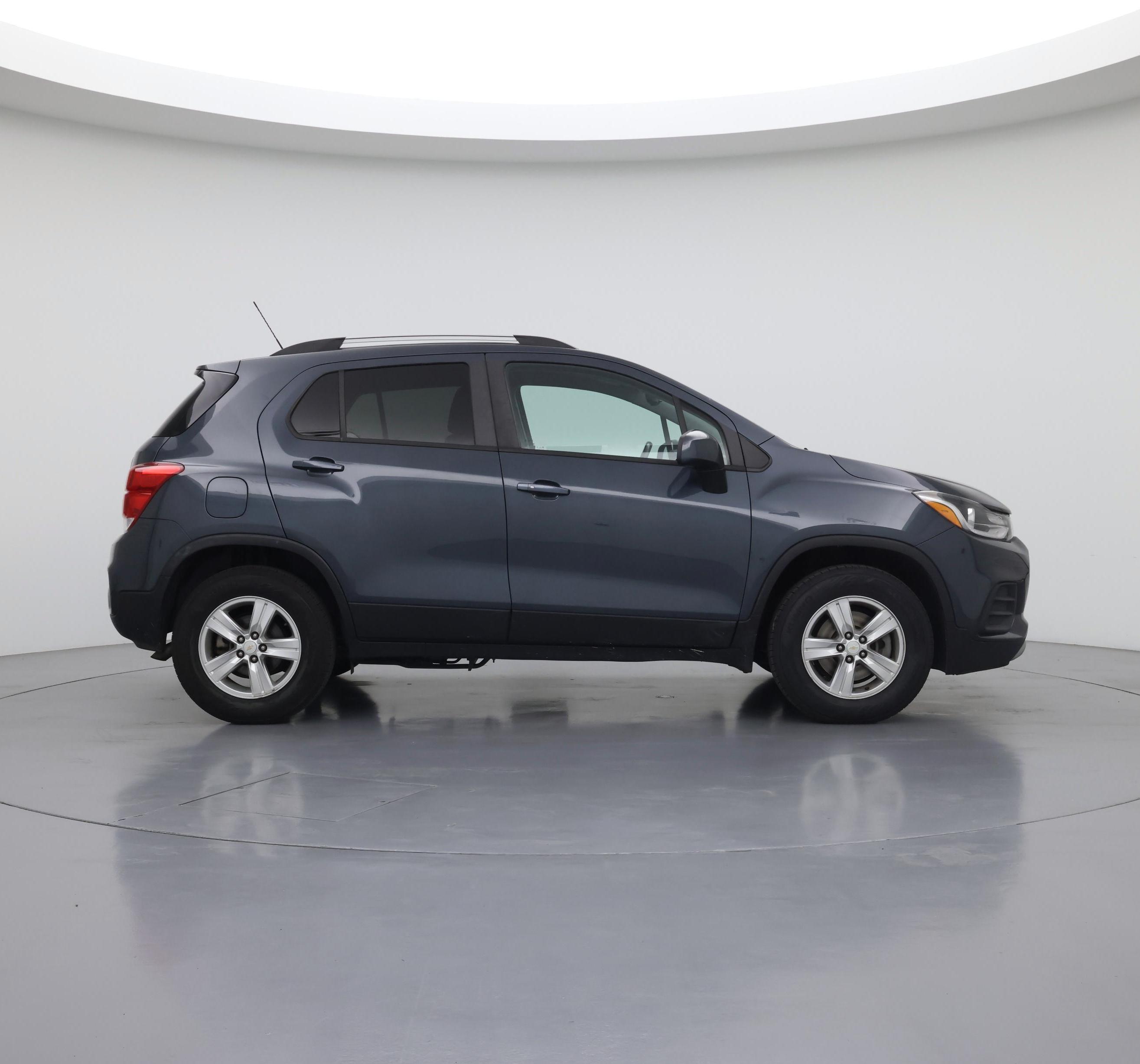 Thumbnail: 2022 Chevrolet Trax - 7