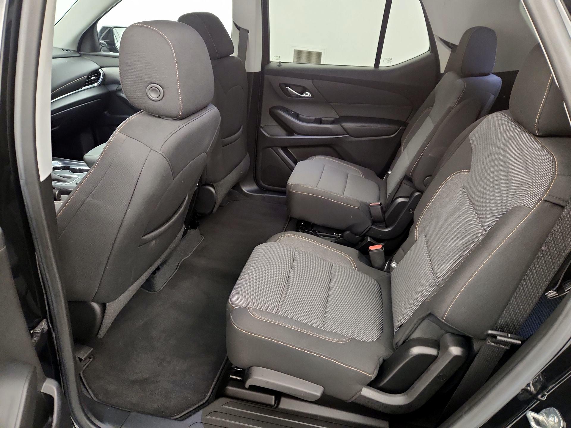 Thumbnail: 2020 Chevrolet Traverse - 19