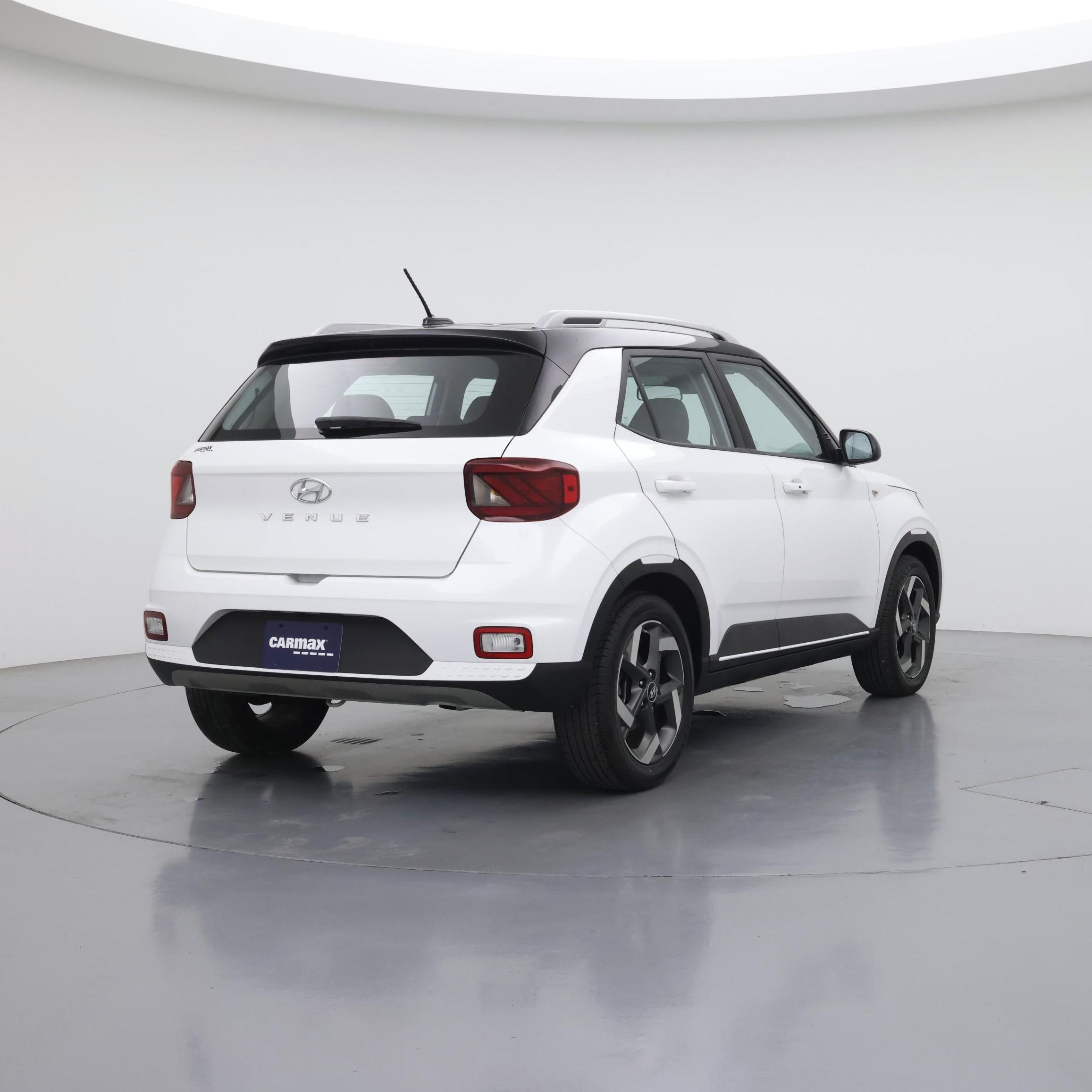 Thumbnail: 2023 Hyundai Venue - 8