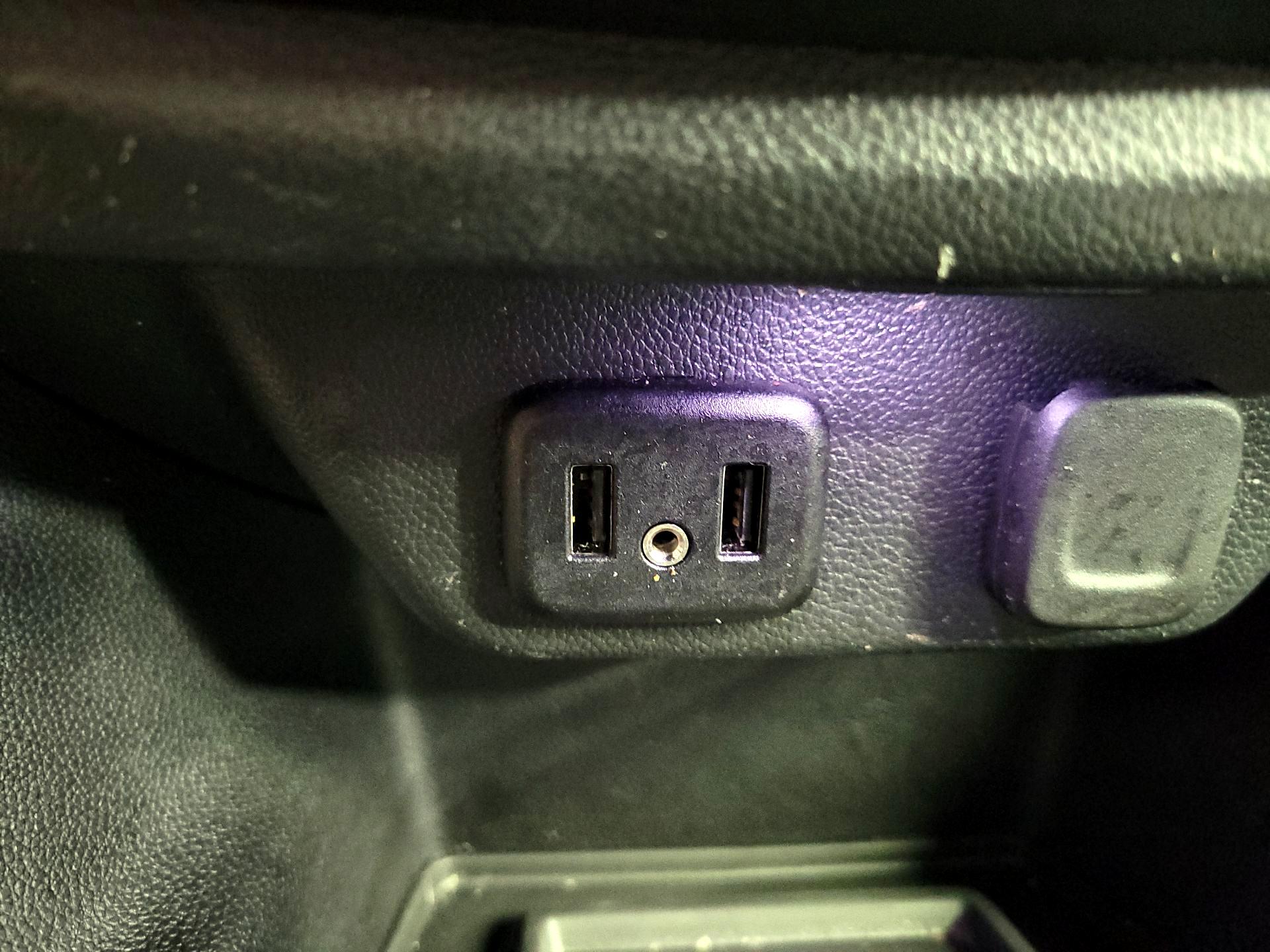 Thumbnail: 2023 Chevrolet Traverse - 18