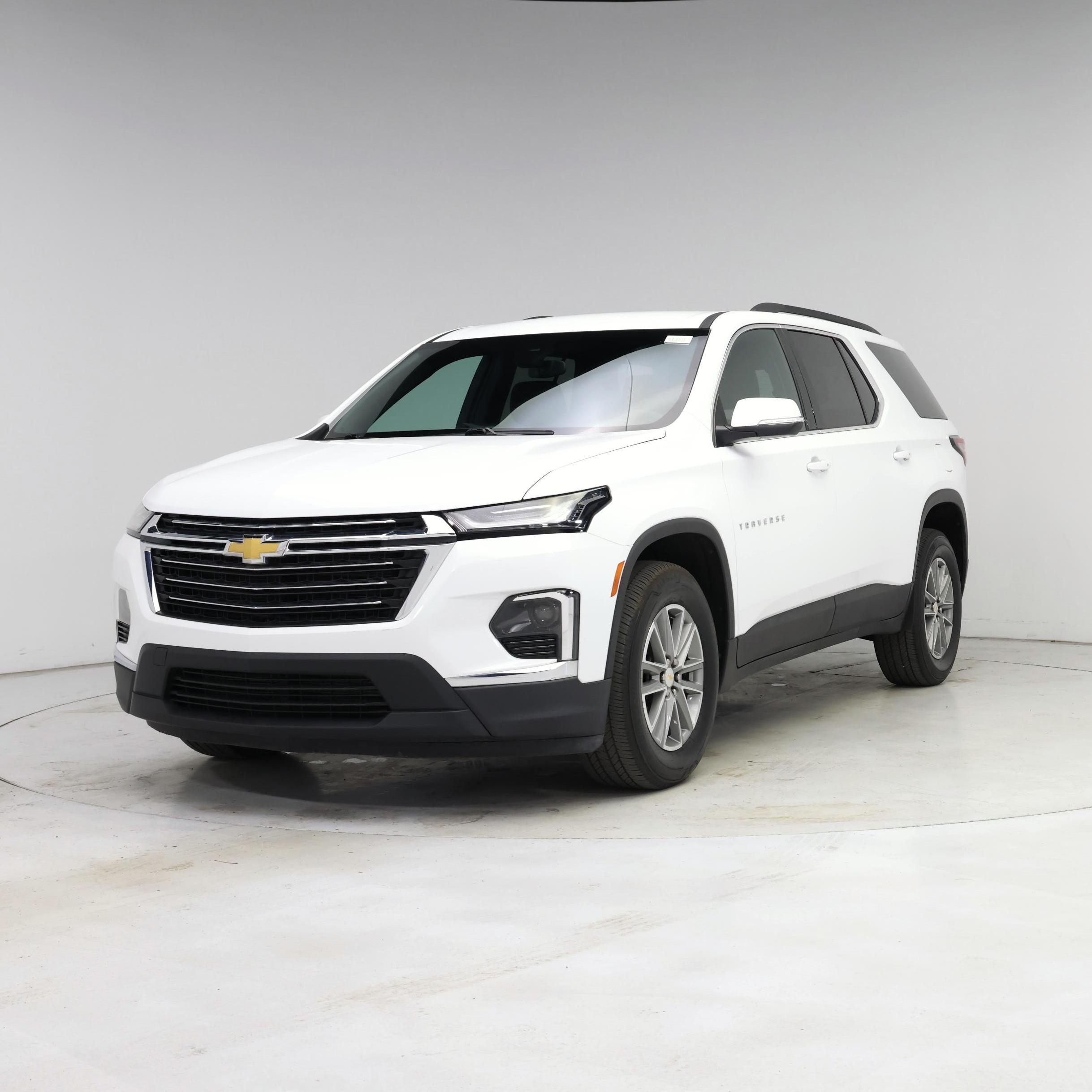 Thumbnail: 2023 Chevrolet Traverse - 4