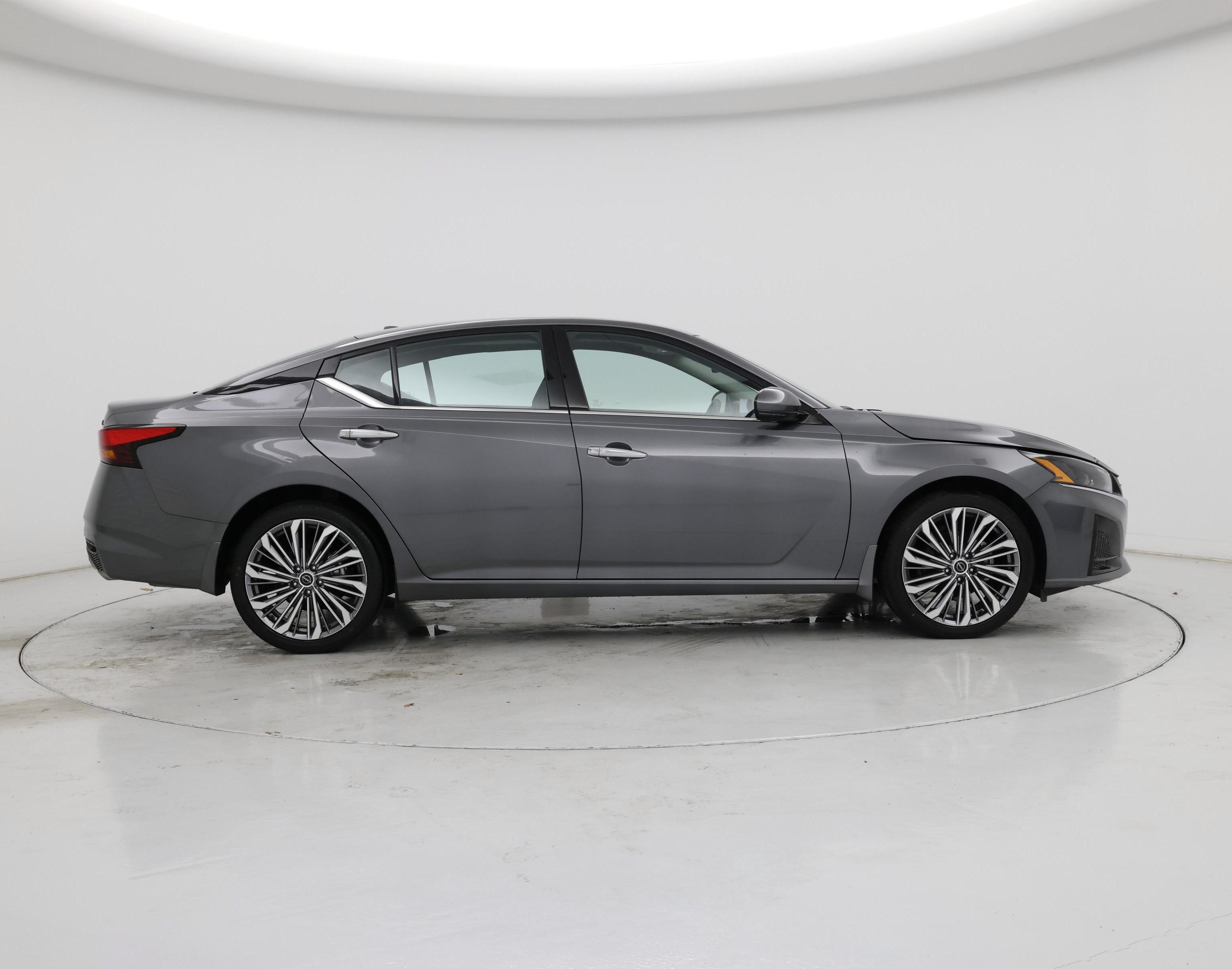 Thumbnail: 2024 Nissan Altima - 7