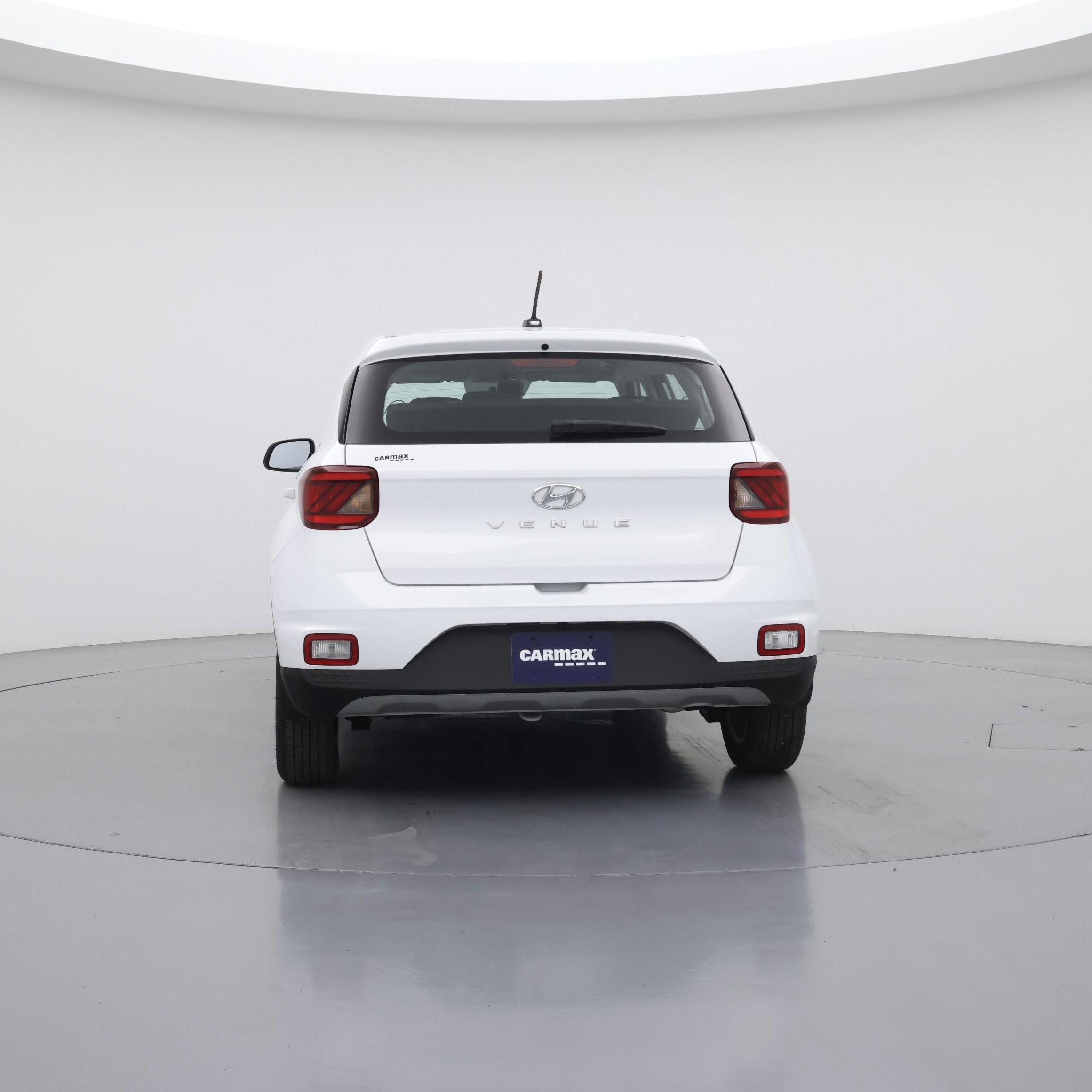 Thumbnail: 2023 Hyundai Venue - 6