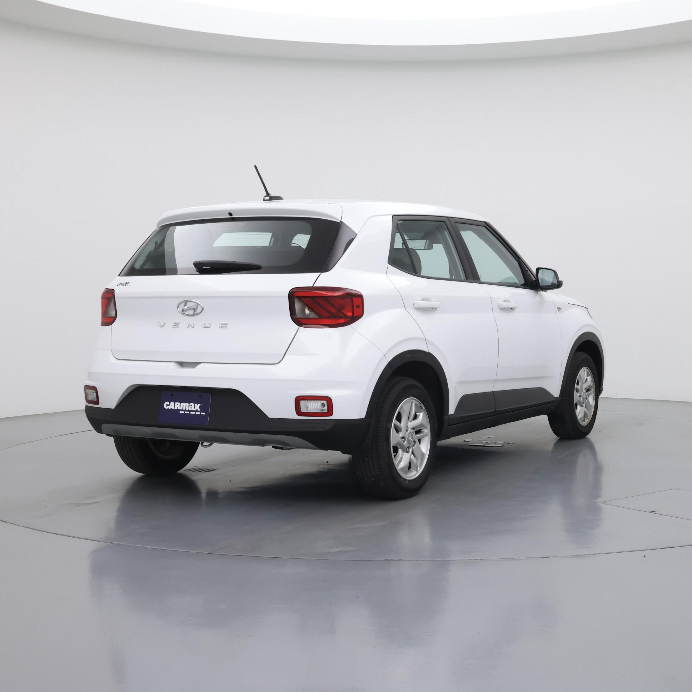 Thumbnail: 2023 Hyundai Venue - 8