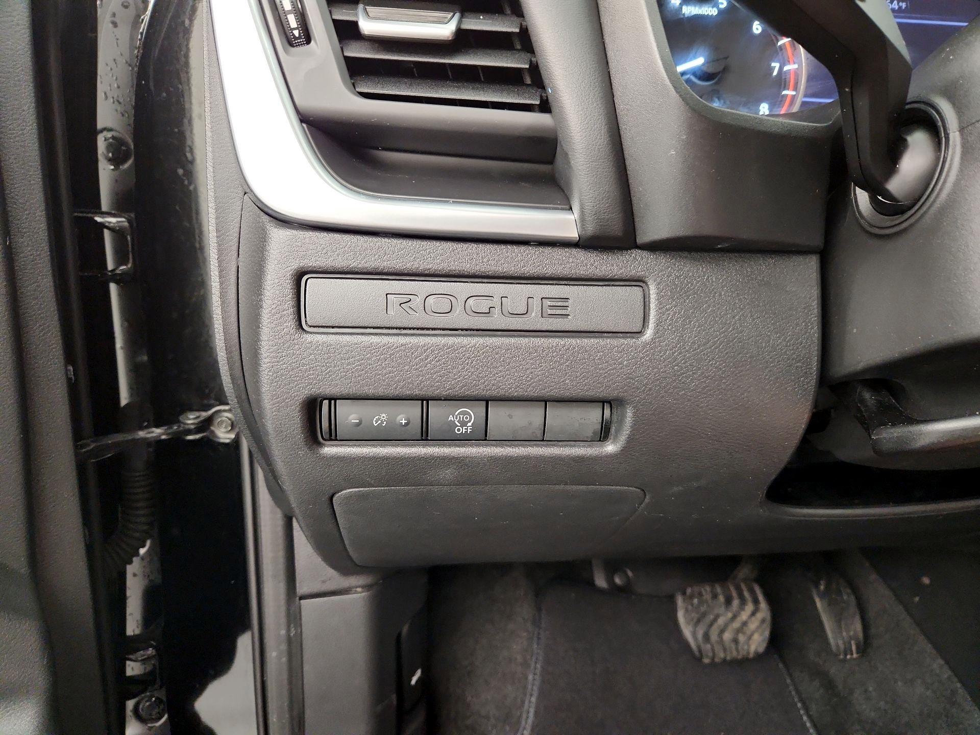 Thumbnail: 2023 Nissan Rogue - 13