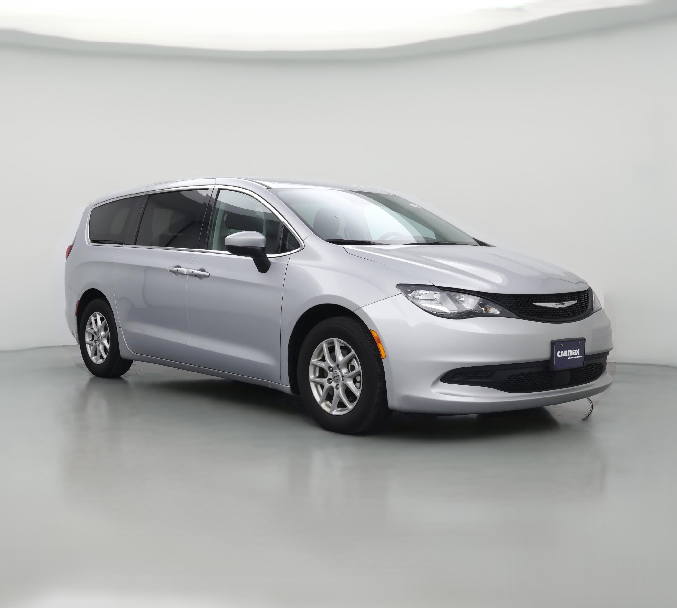 Thumbnail: 2023 Chrysler Voyager - 1