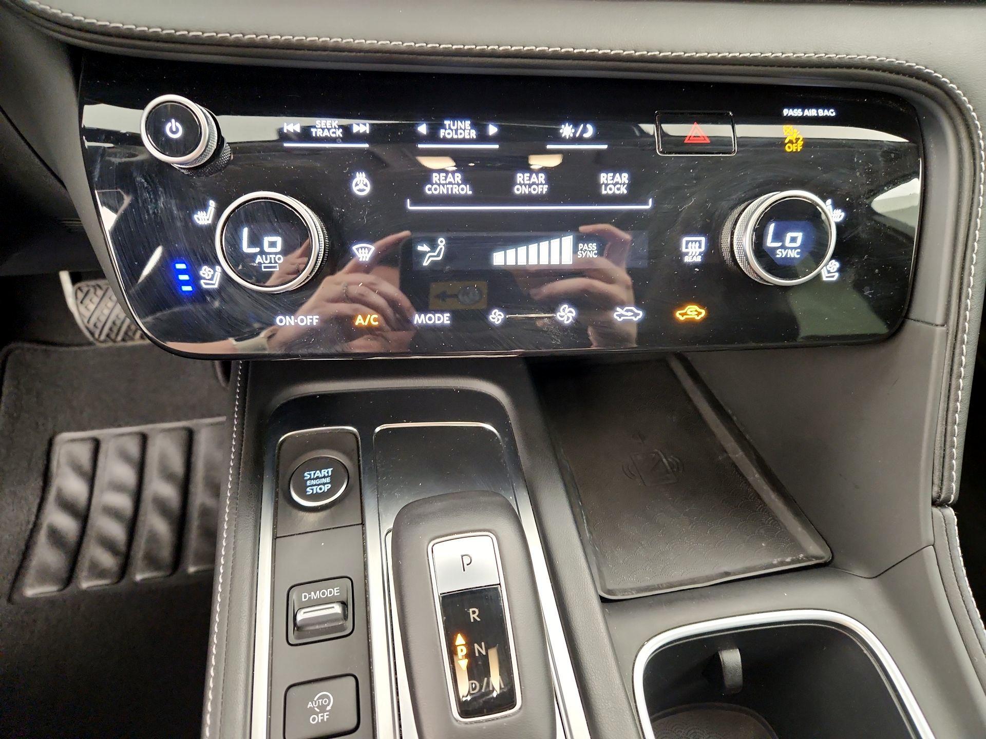 Thumbnail: 2023 INFINITI QX60 - 17